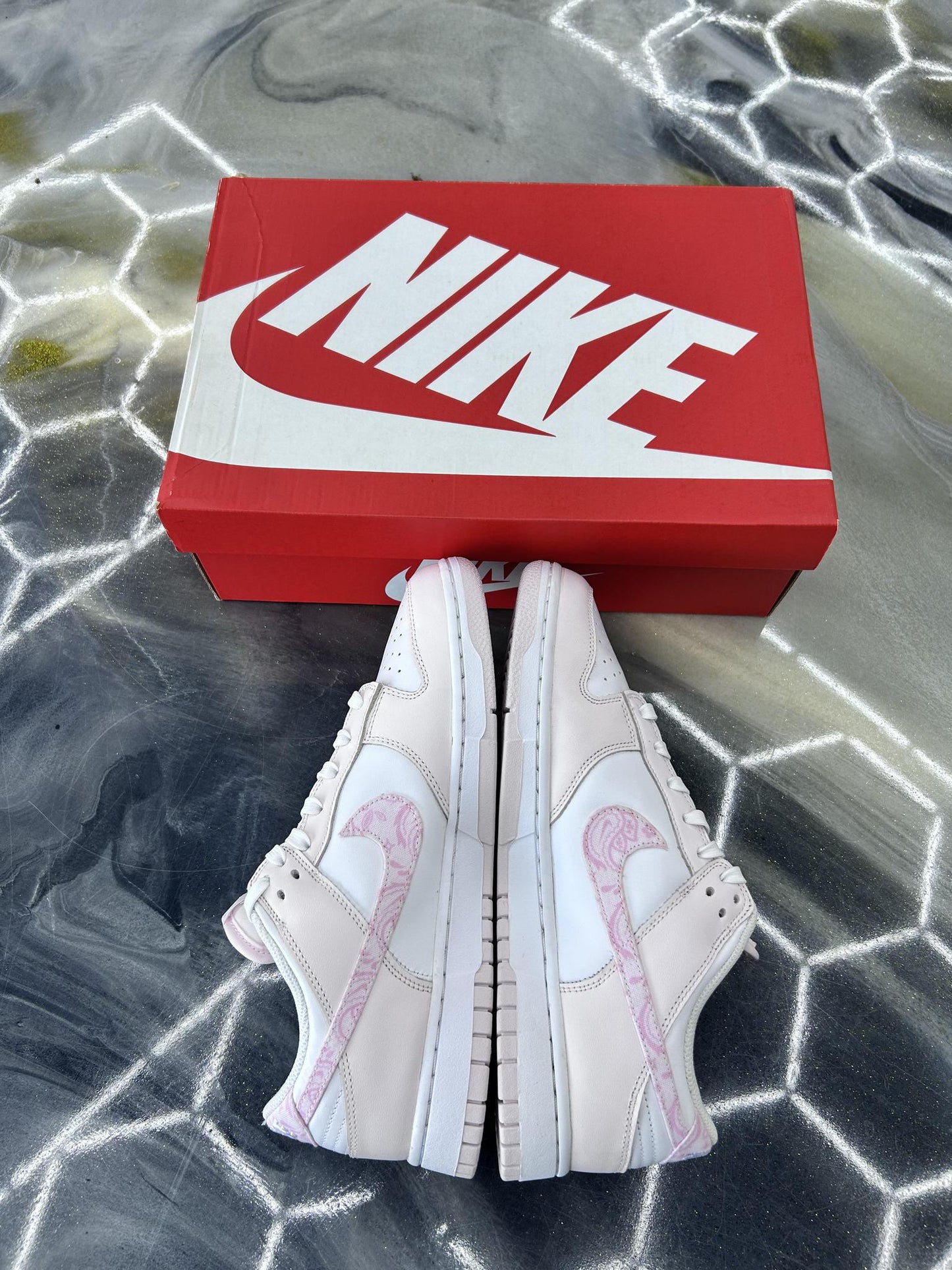 Nike Dunk Low "Pink Paisley" Used Size 9.5