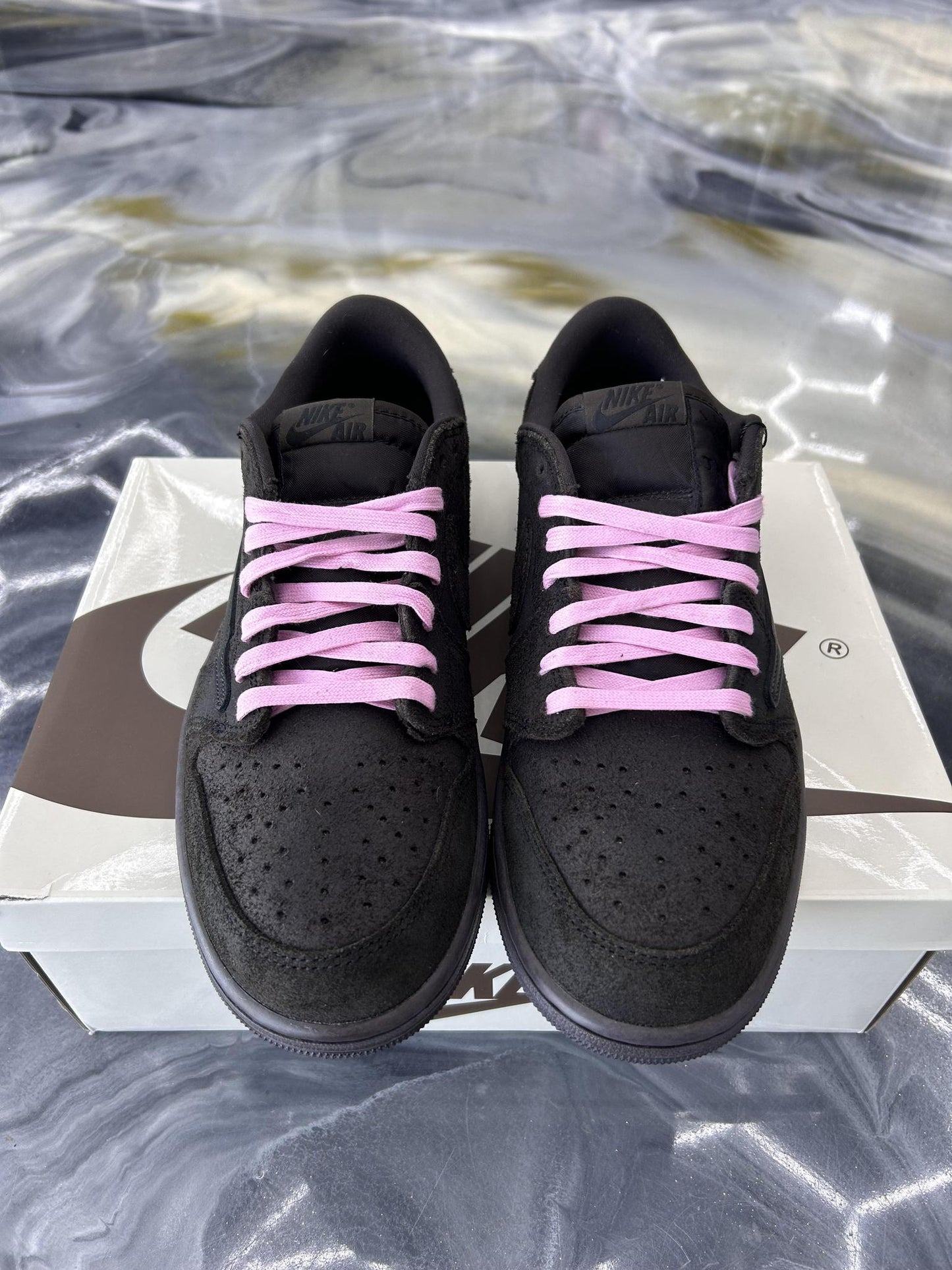 Jordan 1 Travis Scott "Velvet" Used Size 10.5