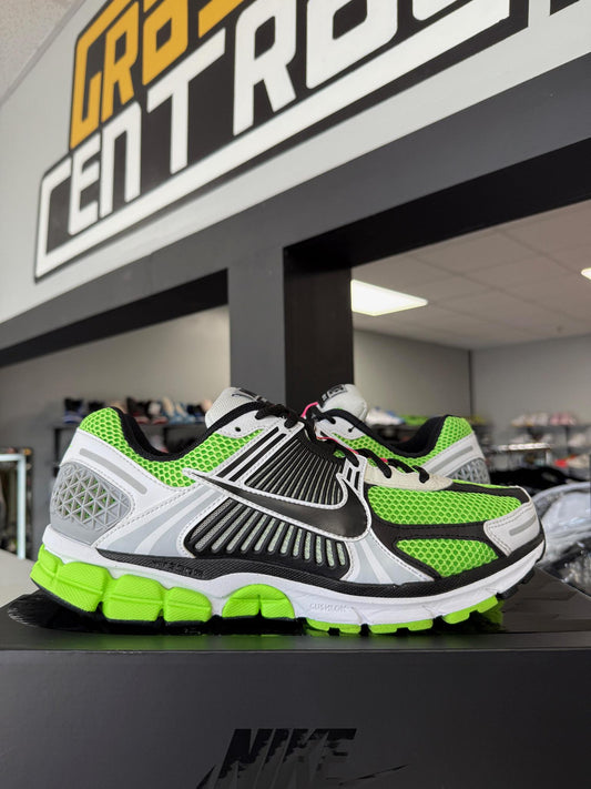 Nike Vomero 5 "Electric Green" Used Size 11.5