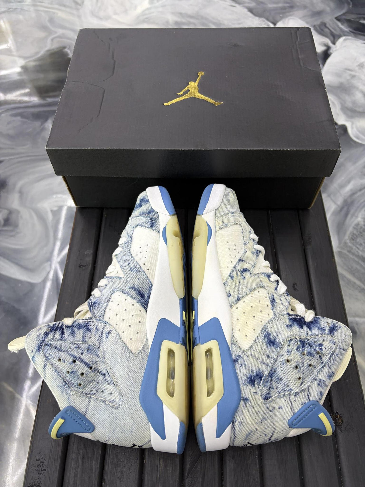 Jordan 6 "Washed Denim" Used Size 6.5Y/8W