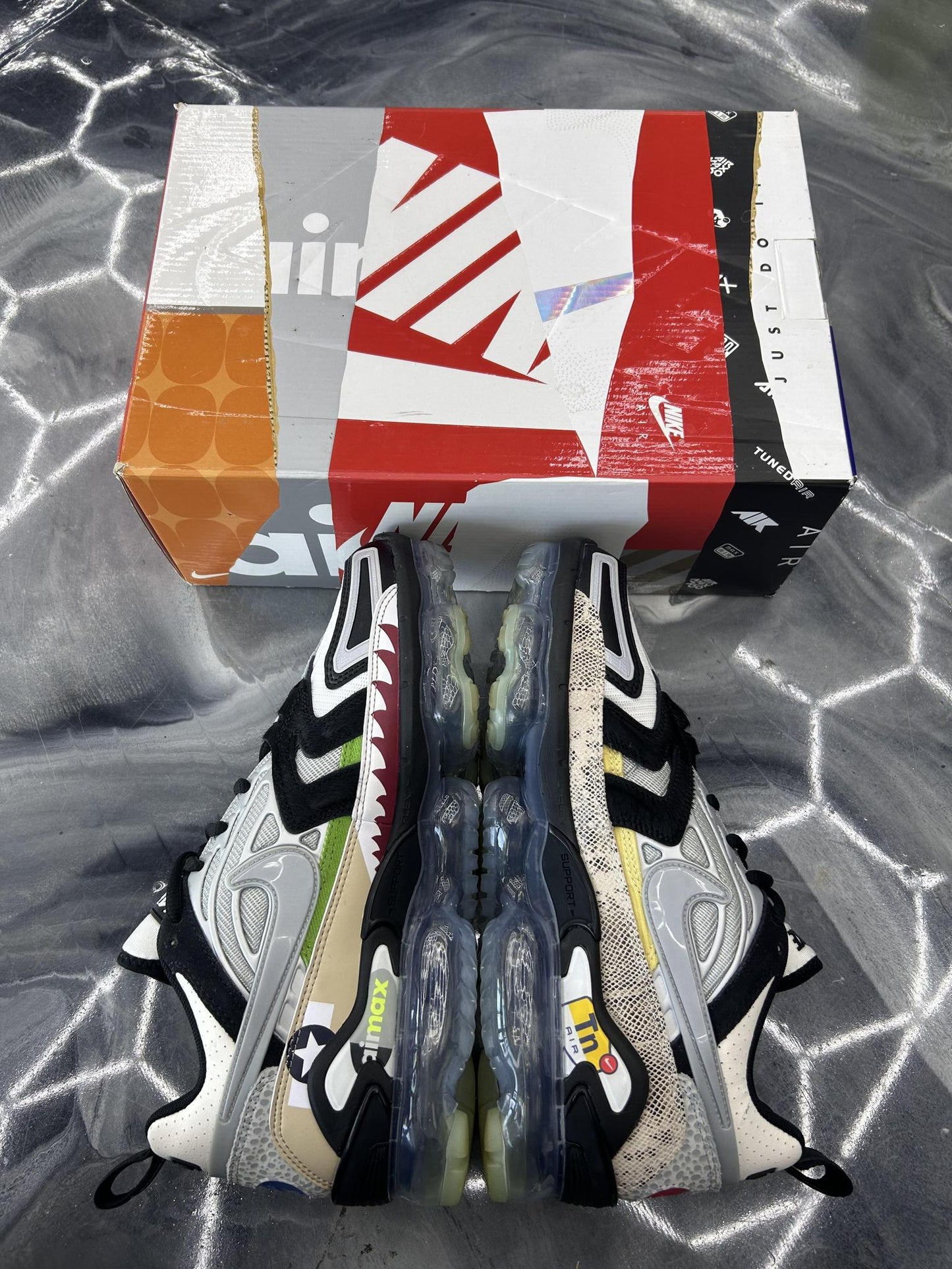 Nike Air Vapormax Evo "Air Max Day Mashup" Used Size 10