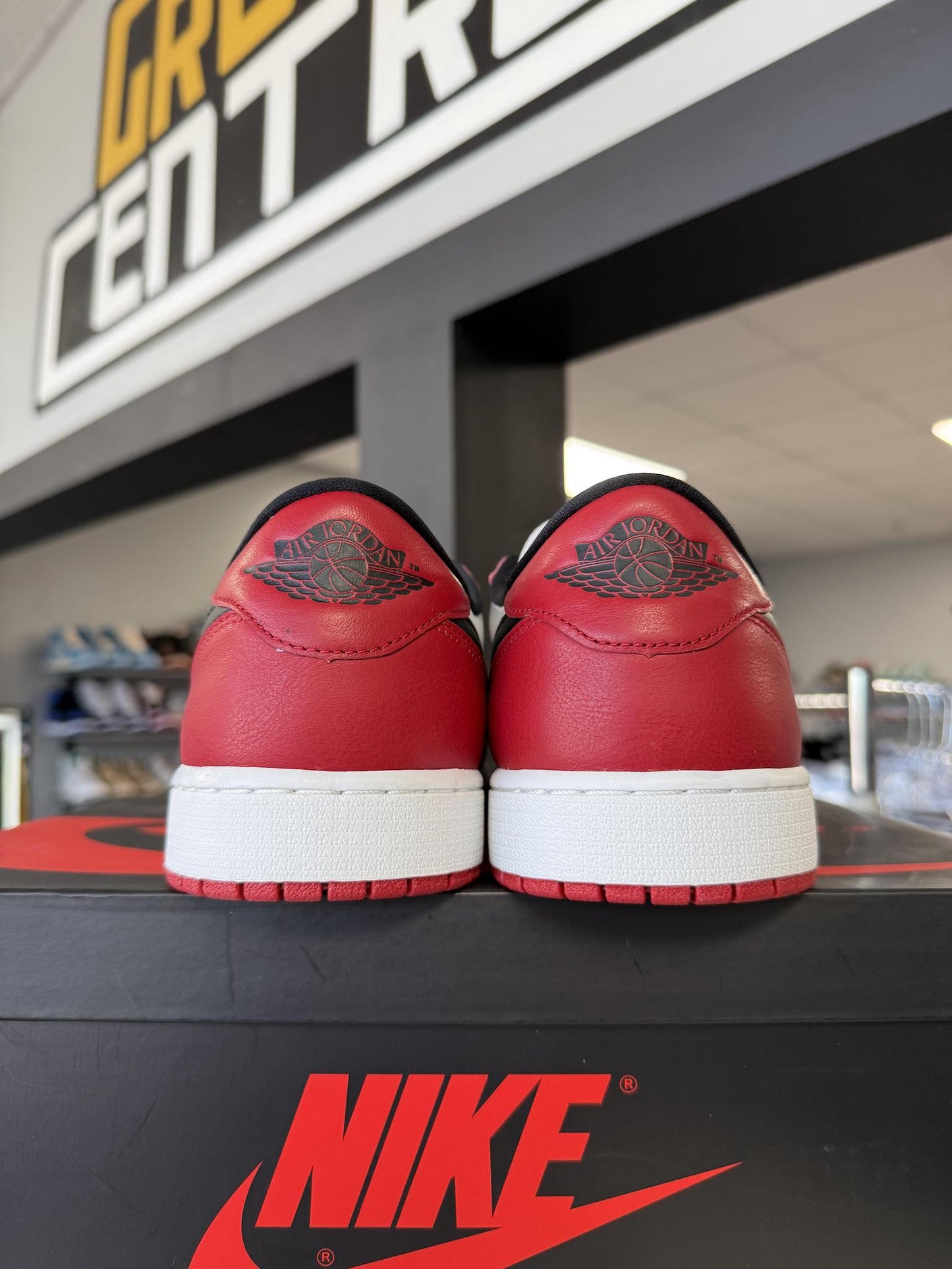 Jordan 1 Low "Chicago" Used Size 12