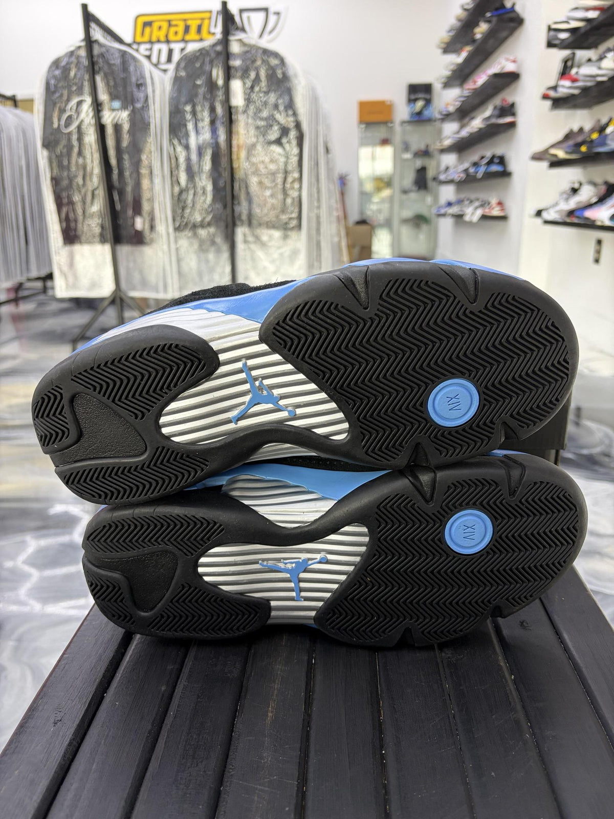 Jordan 14 "Black University Blue" Used Size 10