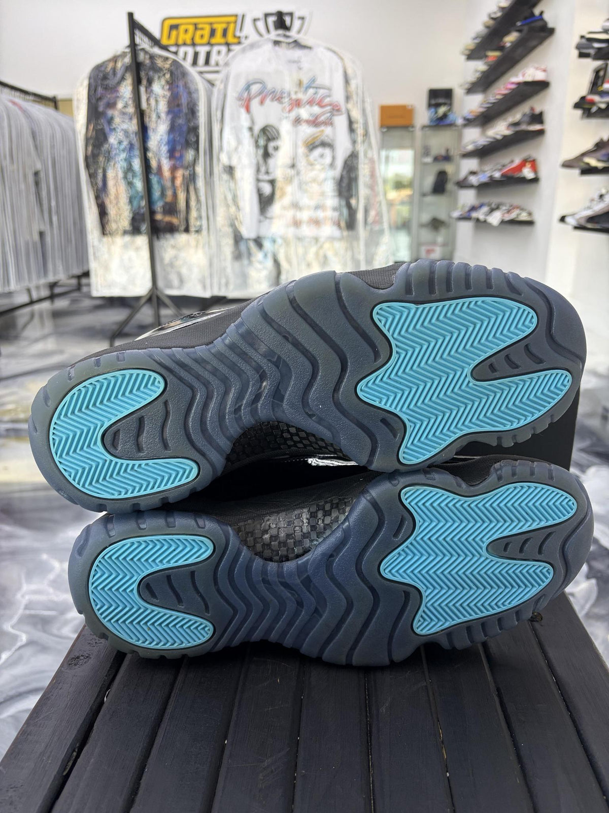Jordan 11 "Gamma" Used Size 12