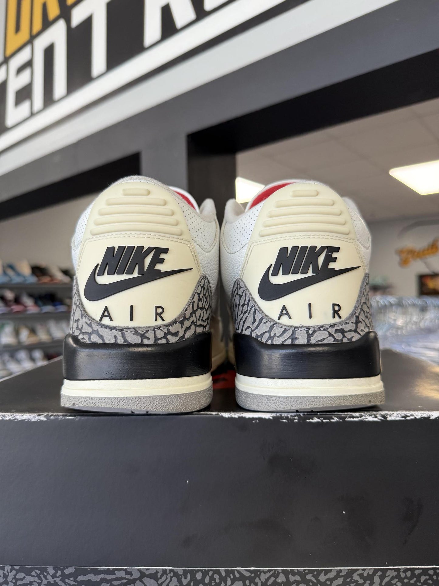 Jordan 3 "White Cement Reimagined" Used Size 12.5