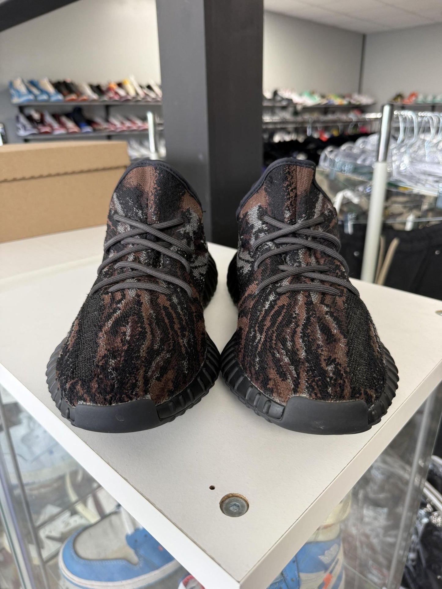 Yeezy 350 V2 "MX Rock" Used Size 10