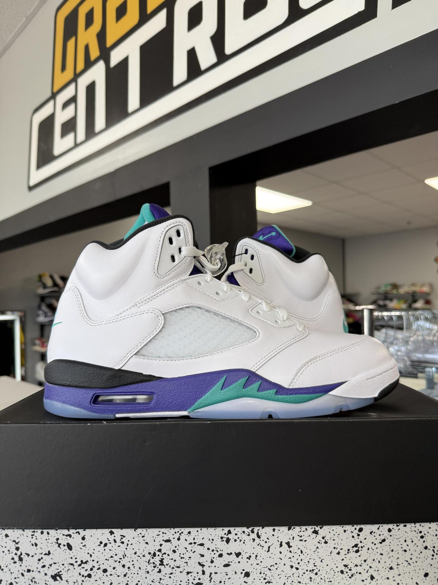 Jordan 5 "Grape" Used Size 13