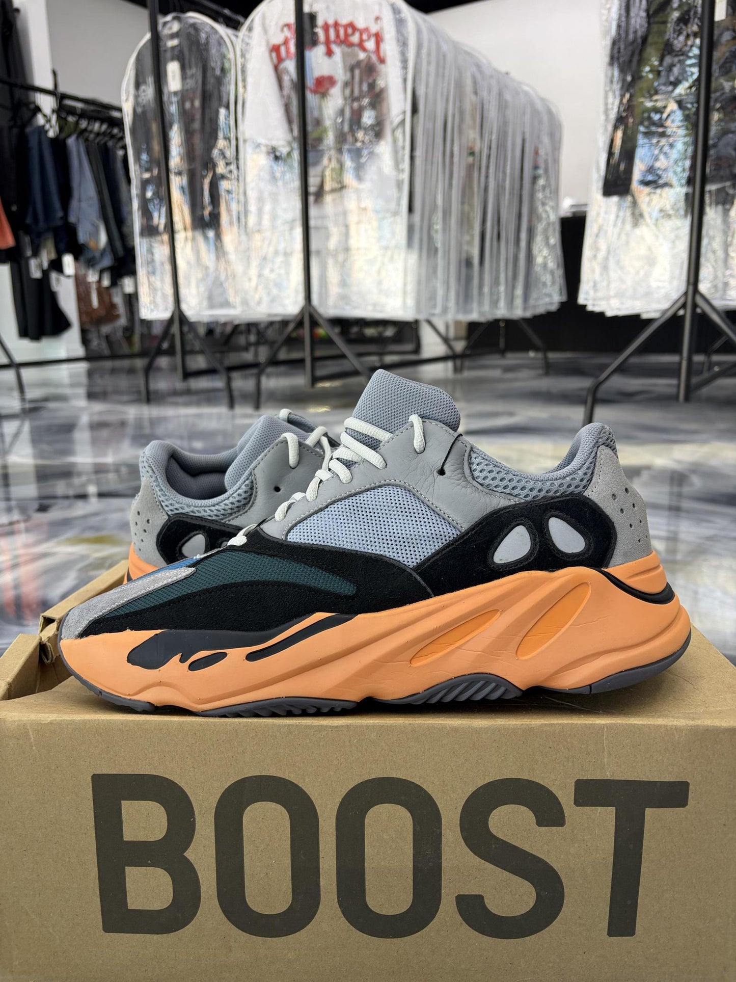 Yeezy 700 "Wash Orange" Used Size 14.5
