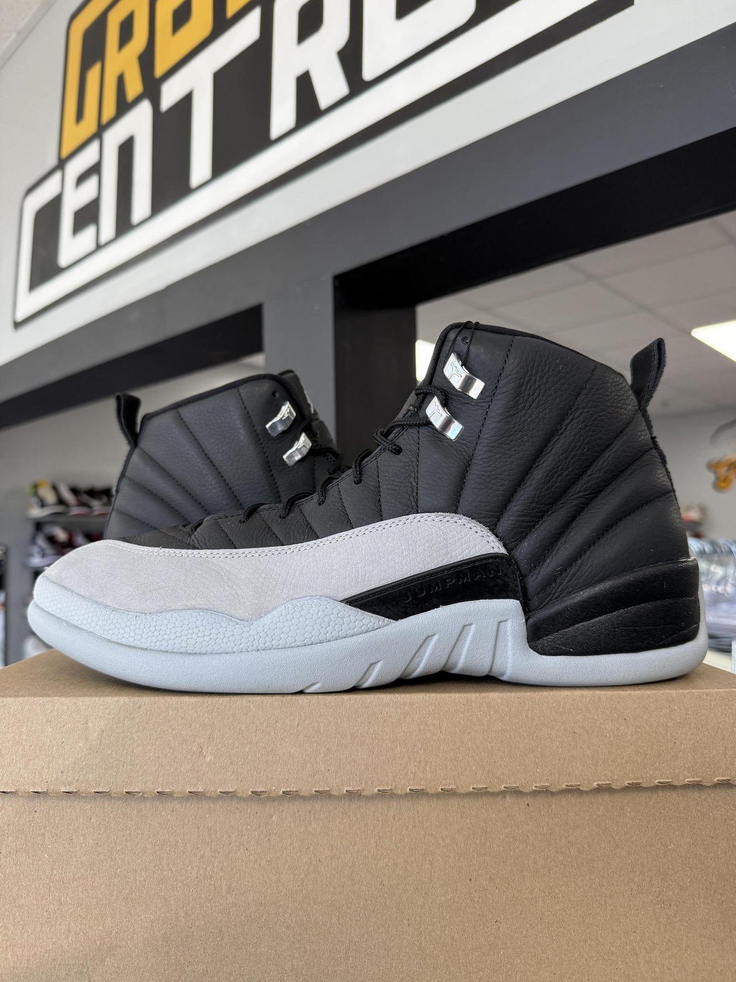 Jordan 12 "Barons" Used Size 13