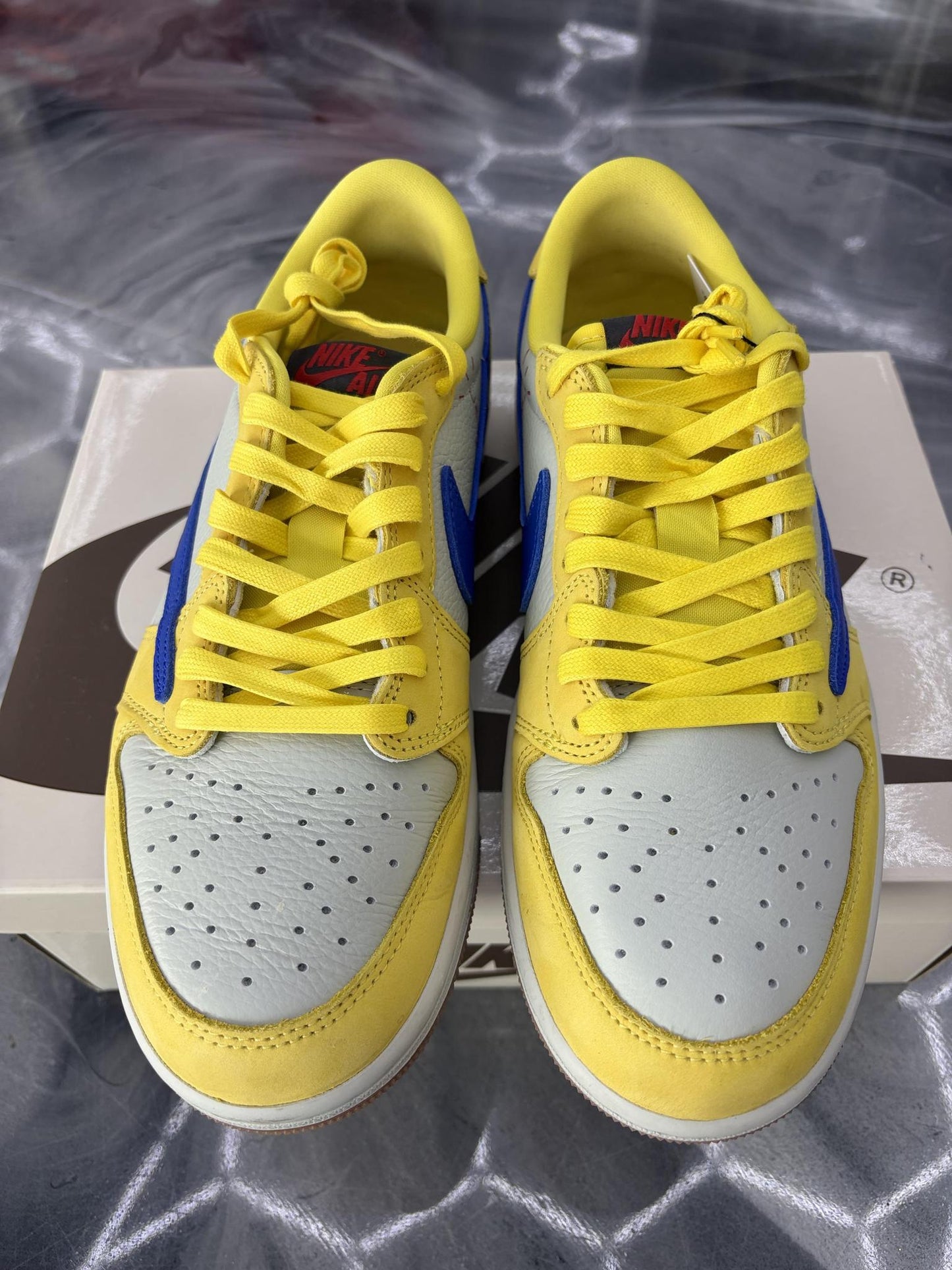 Jordan 1 Low x Travis Scott "Canary" Used Size 7.5M/9W