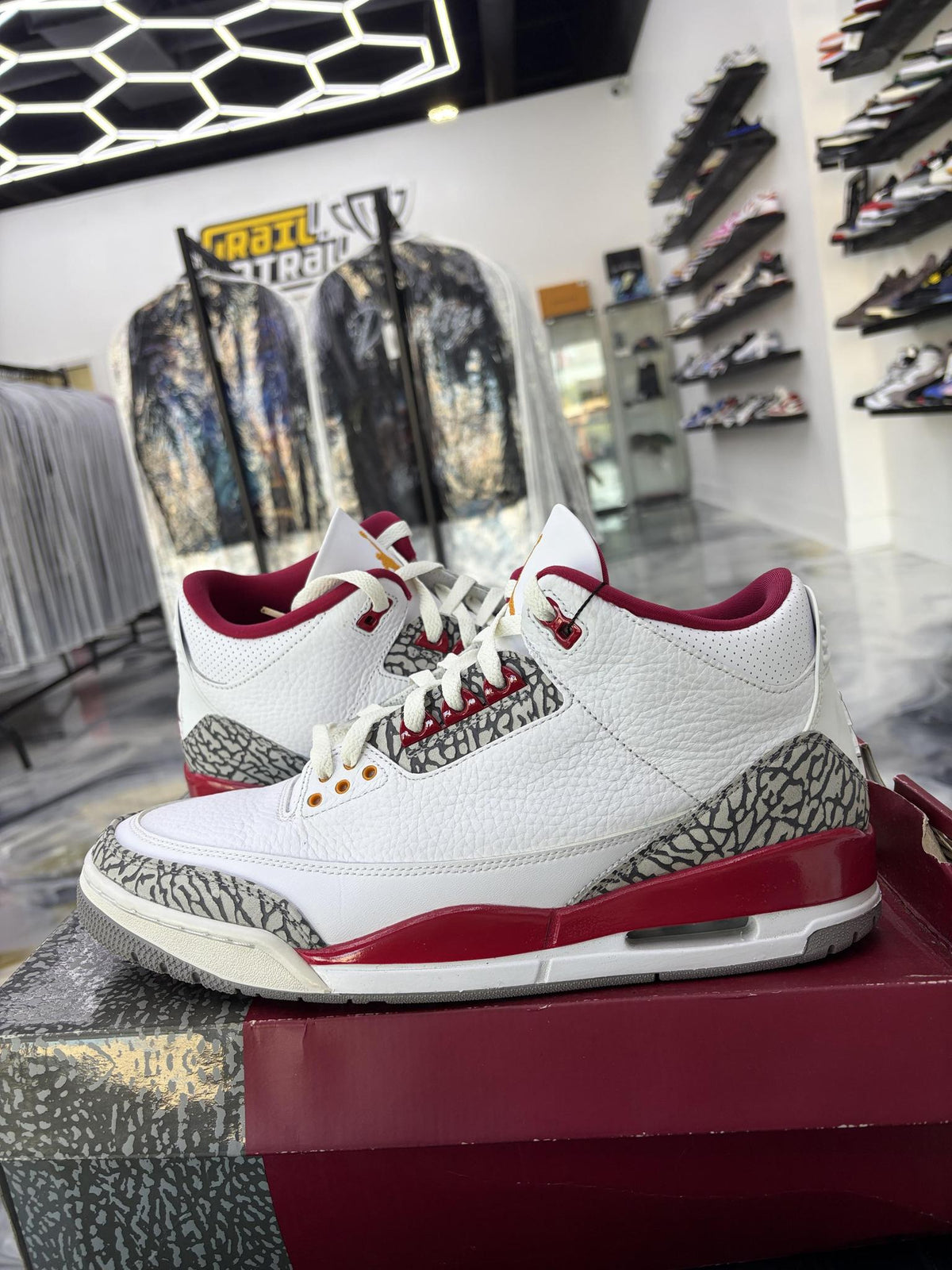 Jordan 3 "Cardinal" Used Size 11.5