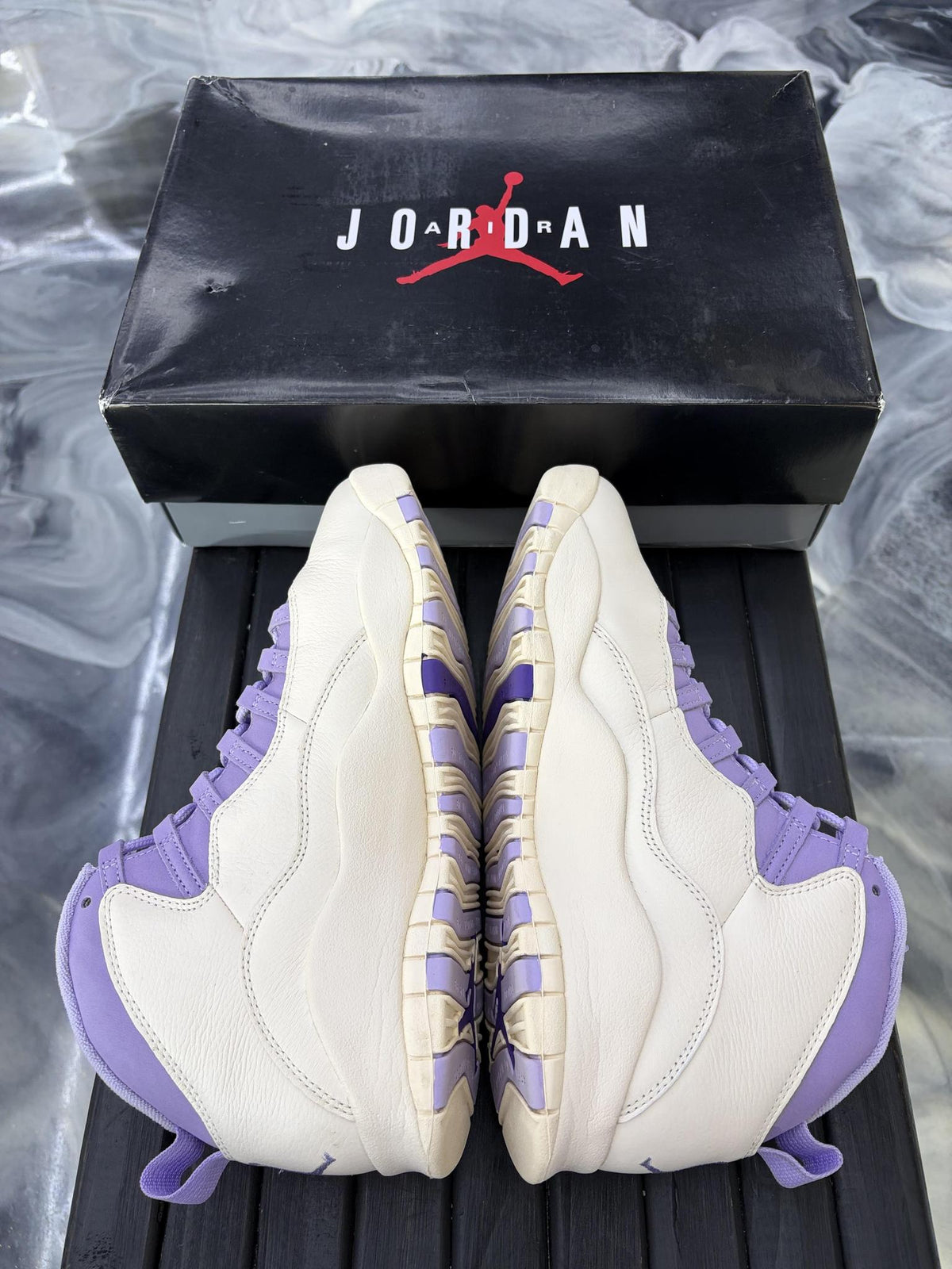 Jordan 10 "Hydrangeas" Used Size 9