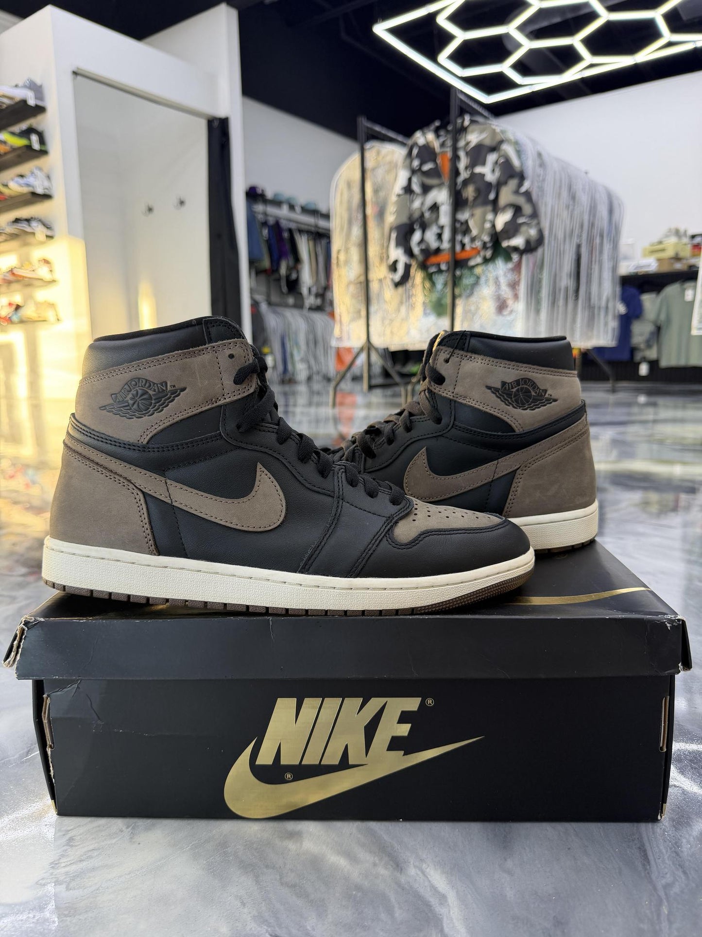 Jordan 1 "Palomino" Used Size 11