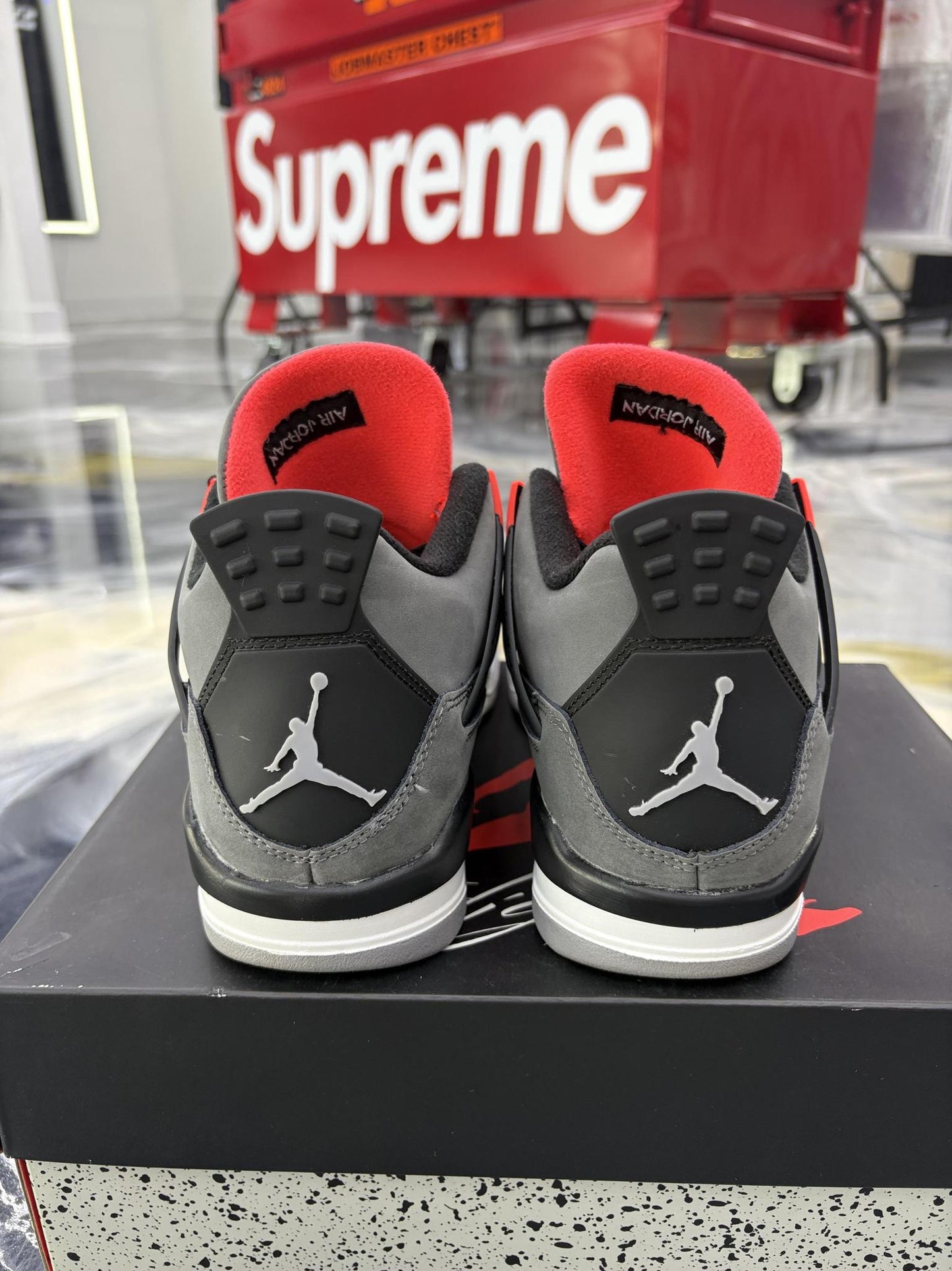 Jordan 4 "Infrared" Used Size 6.5Y/8W