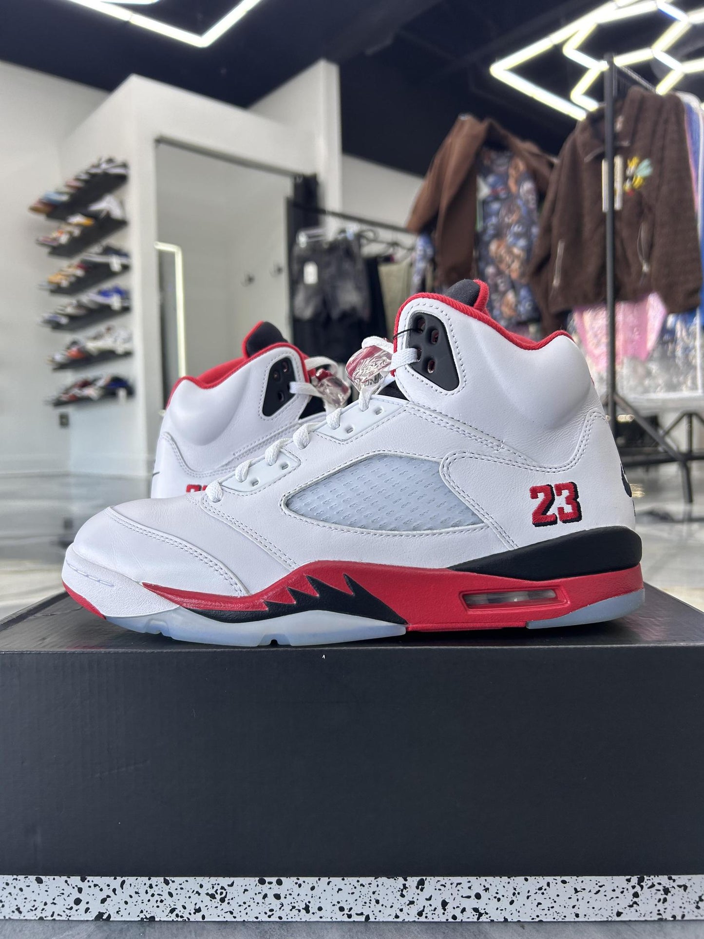 Jordan 5 "Fire Red" Used Size 10.5
