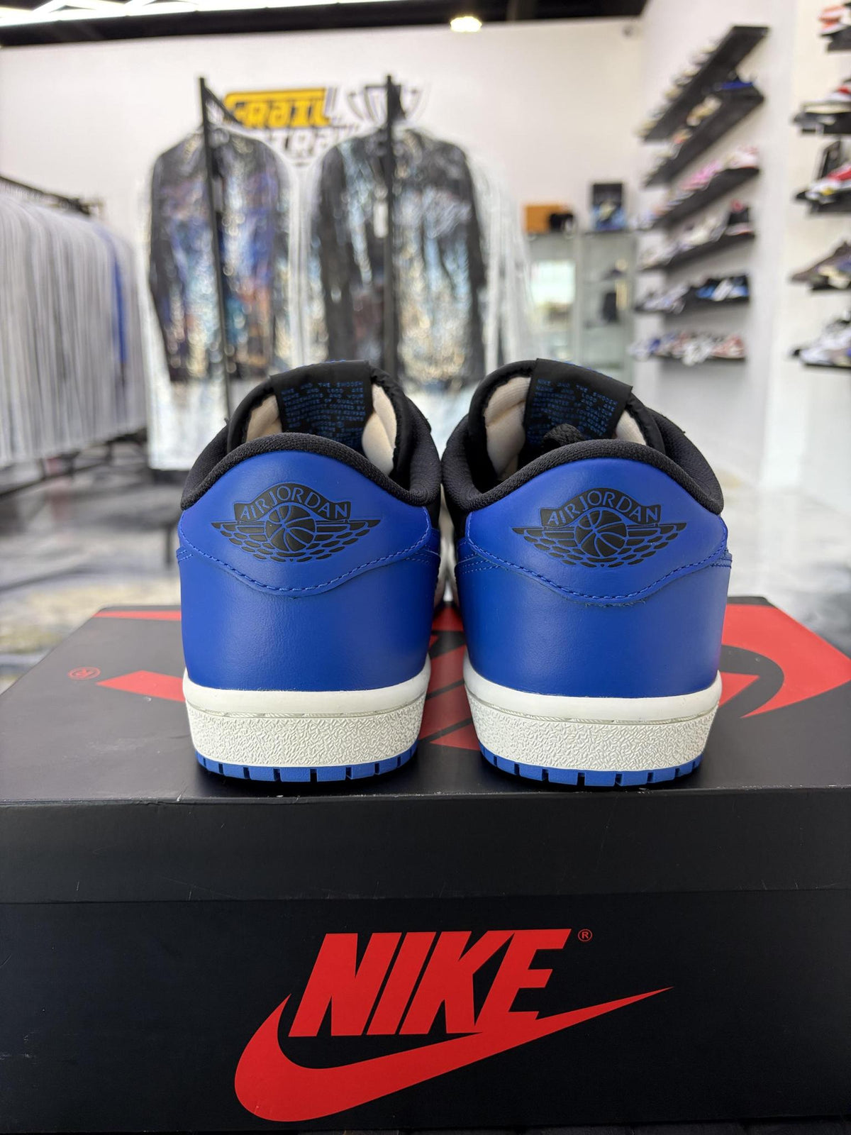 Jordan 1 Low '85 "Royal" Used Size 9.5