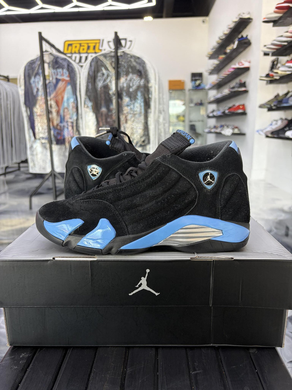 Jordan 14 "University Blue" Used Size 8.5