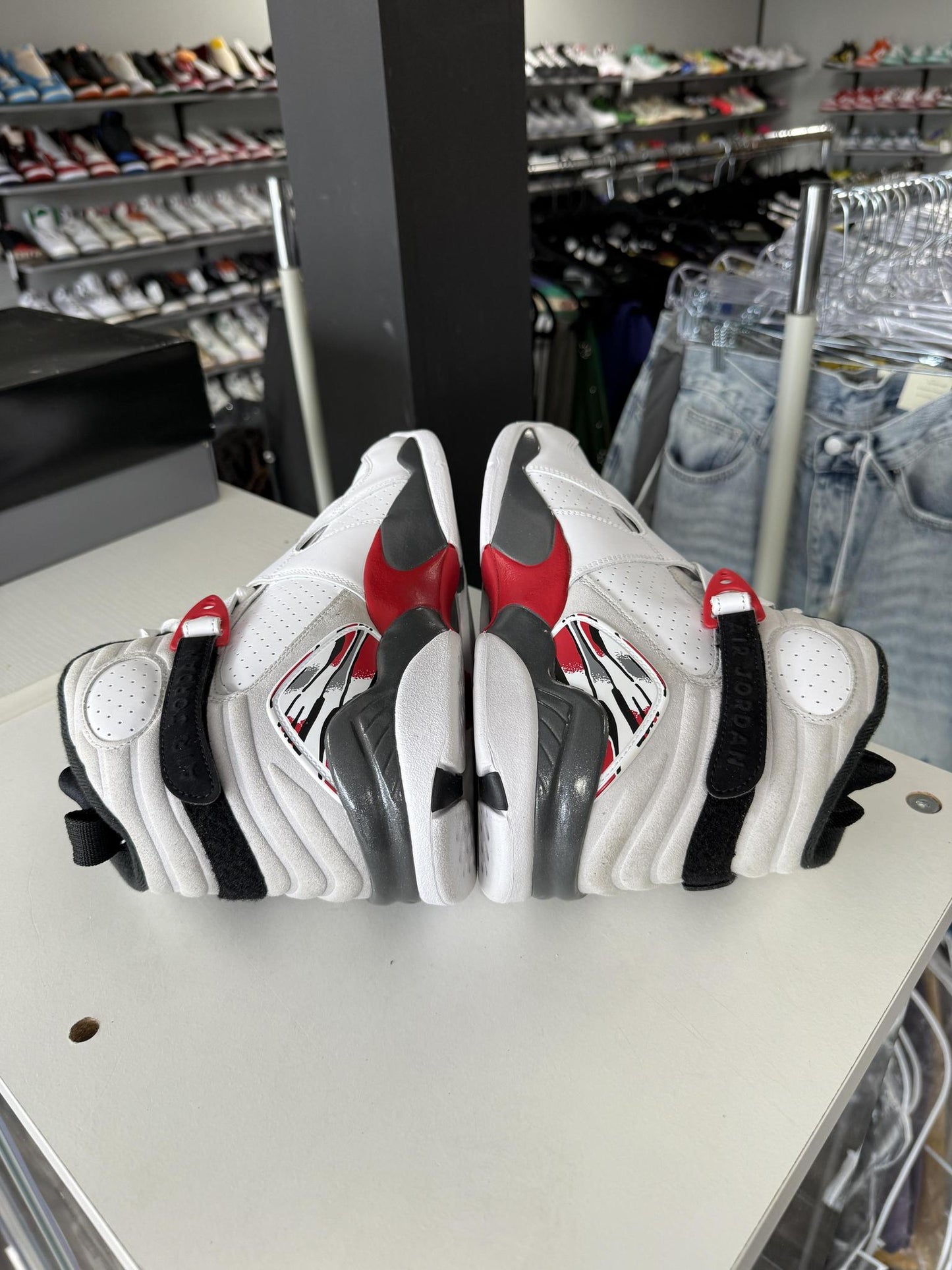 Jordan 8 "Bugs Bunny" Used Size 11