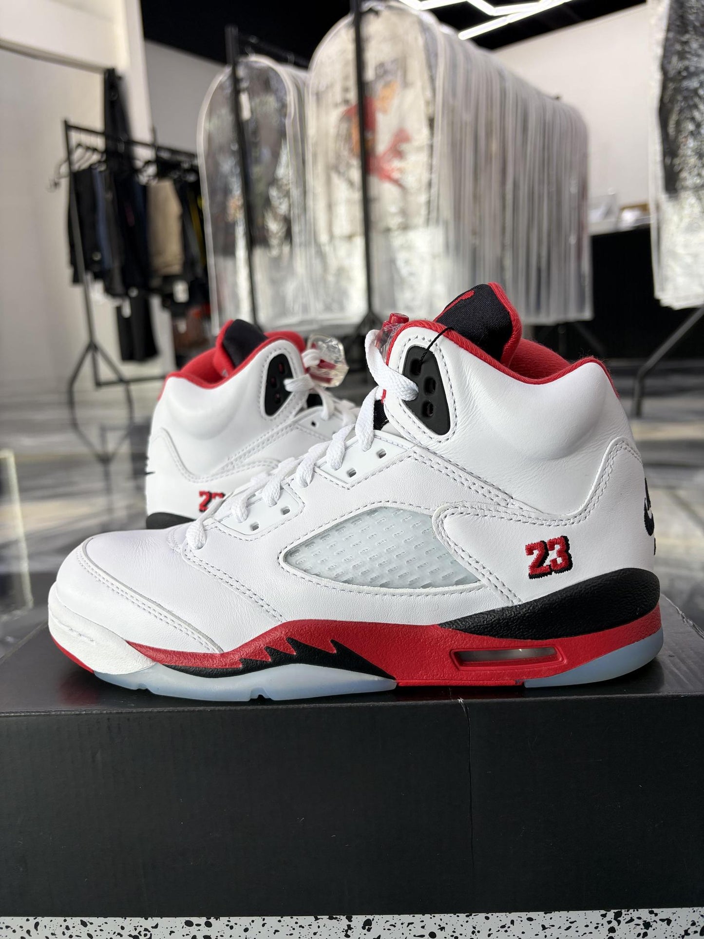 Jordan 5 "Fire Red" Used Size 6Y/7.5W