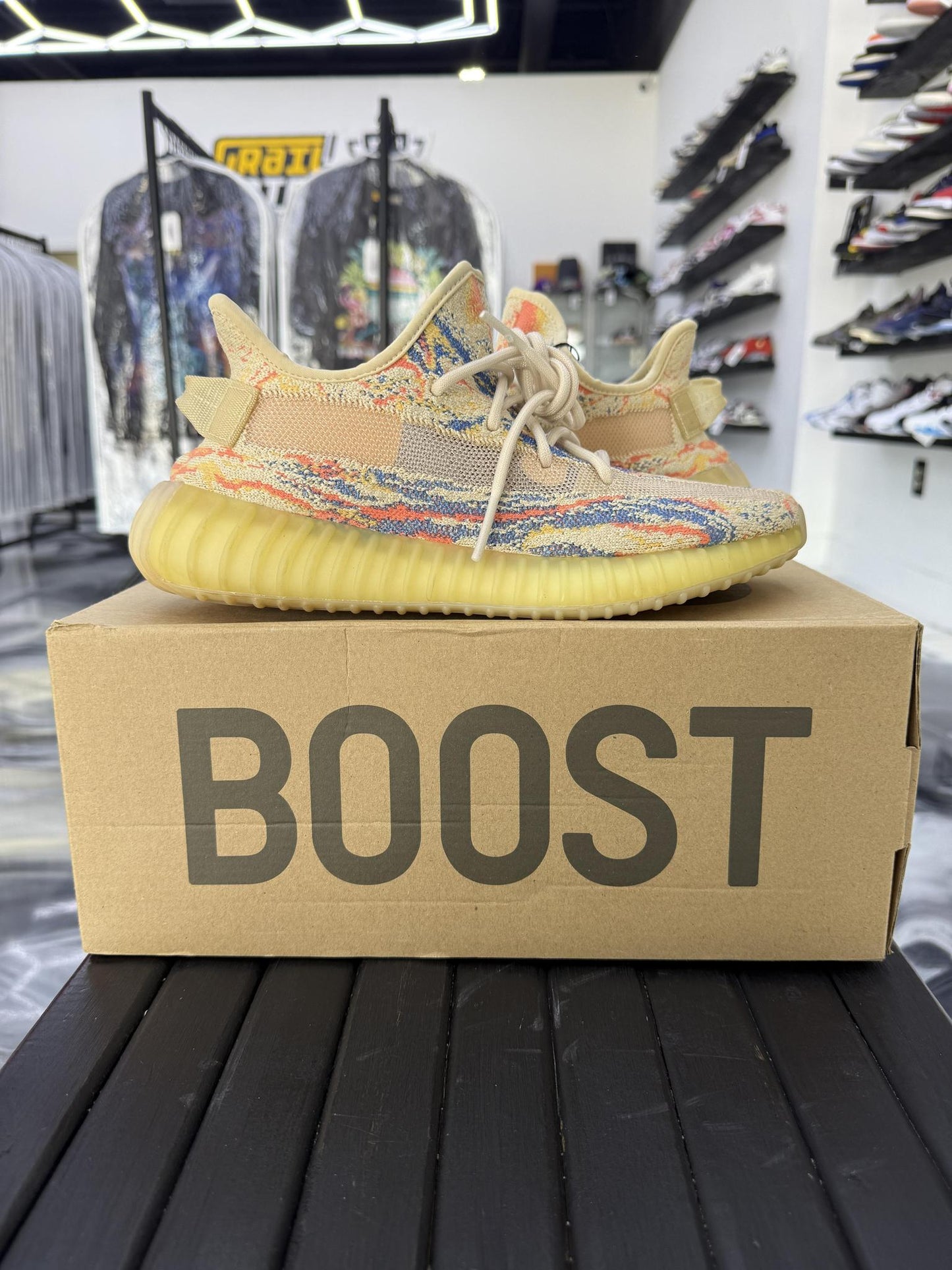 Yeezy 350 "MX Oat" Used Size 7.5
