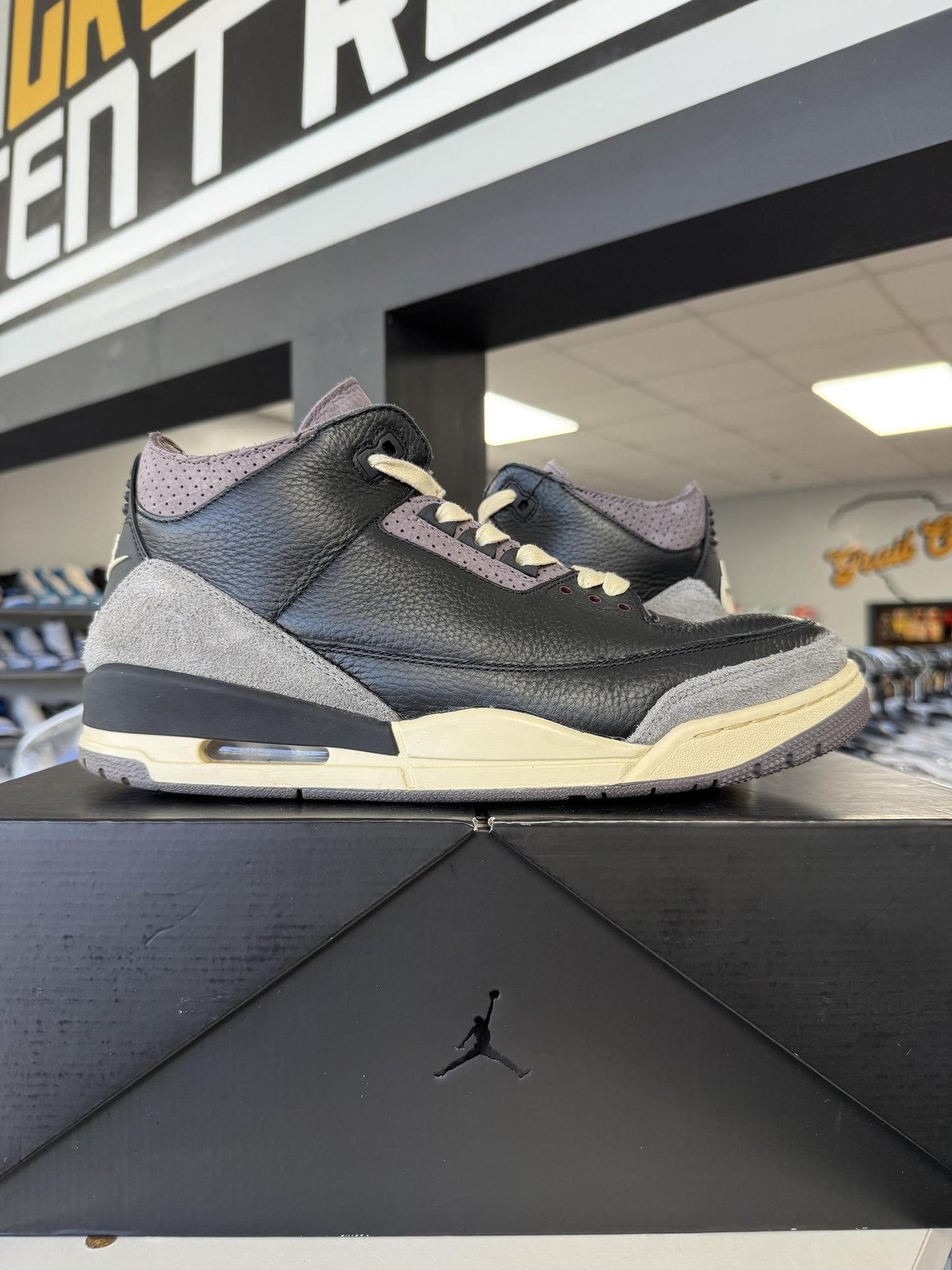 Jordan 3 x A Ma Maniere "While You Were Sleeping" Used Size 11.5