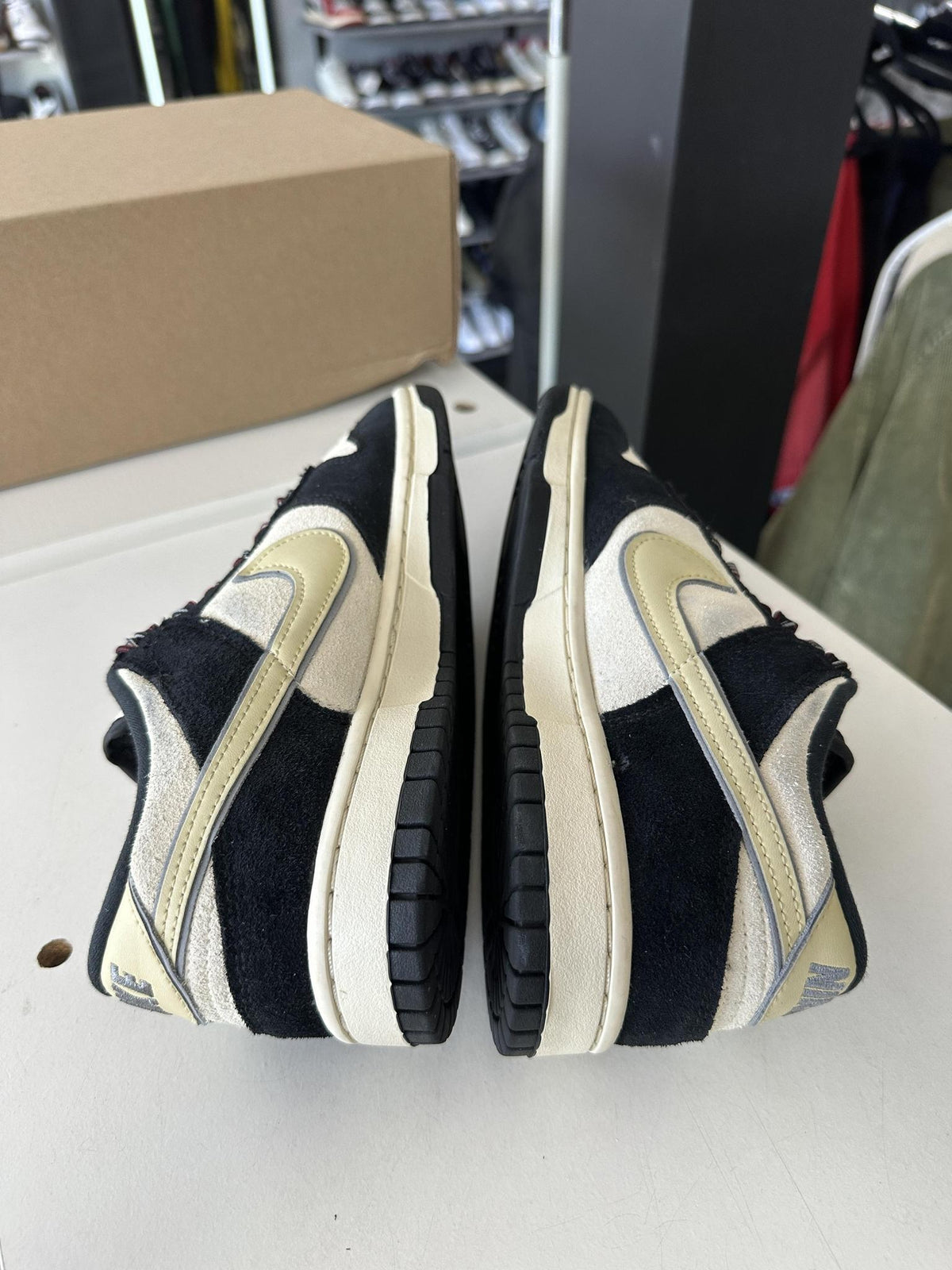 Nike Dunk Low "Black Tan" Used Size 7Y/8.5W