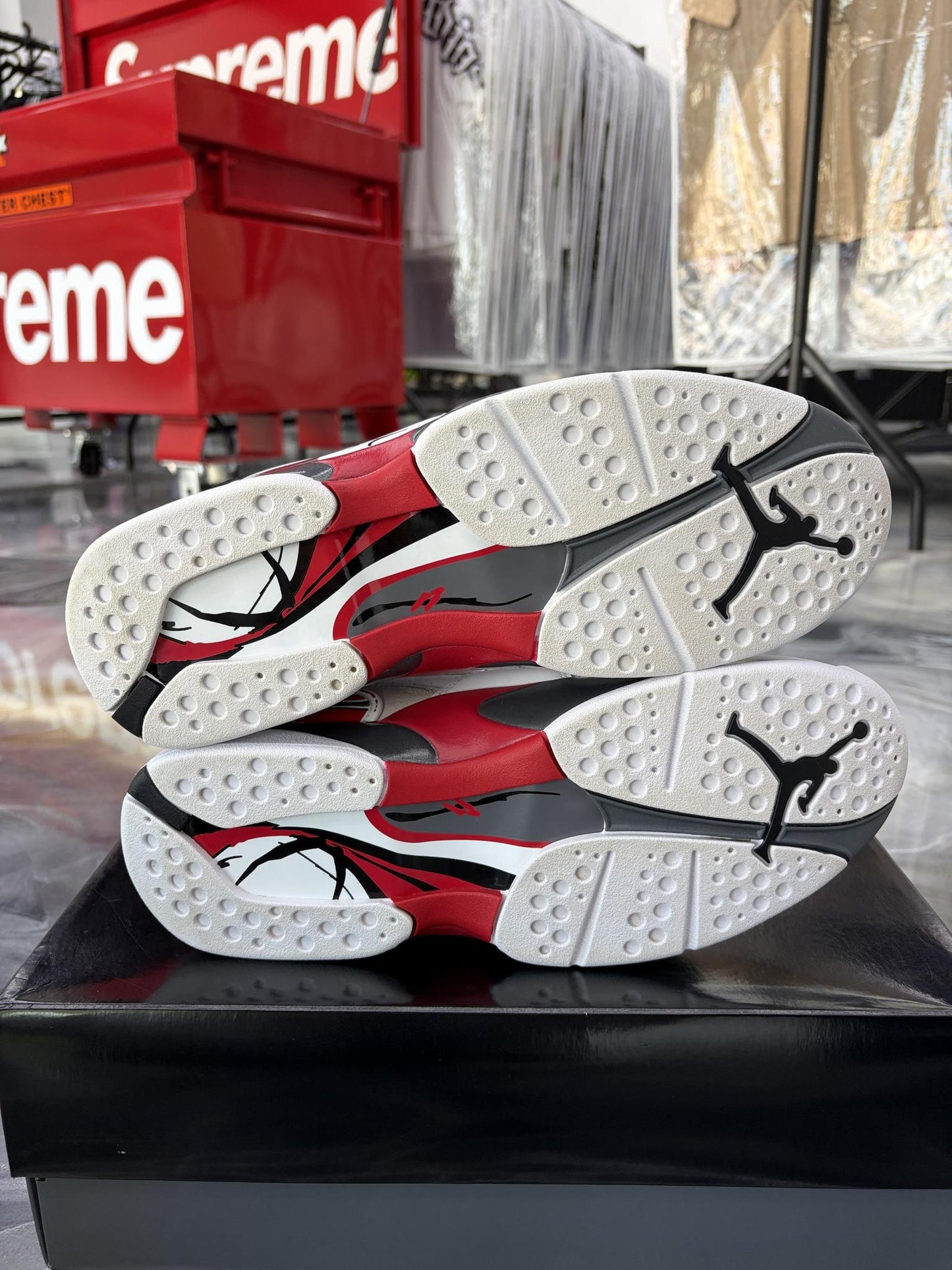 Jordan 8 "Bugs Bunny" Used
