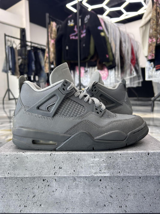 Jordan 4 "Wet Cement" Used Size 7Y/8.5W