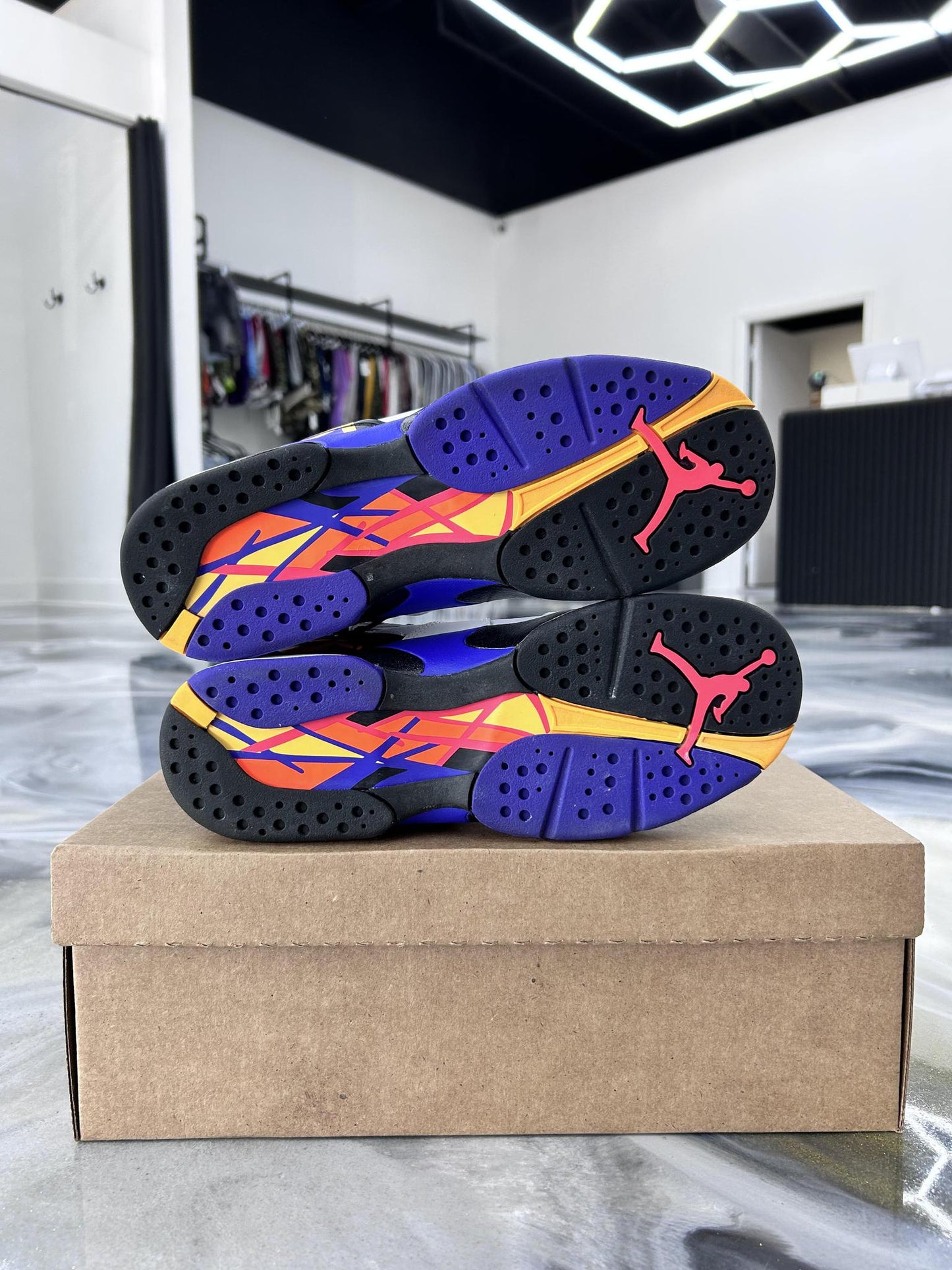 Jordan 8 "Three Peat" Used Size 7Y/8.5W