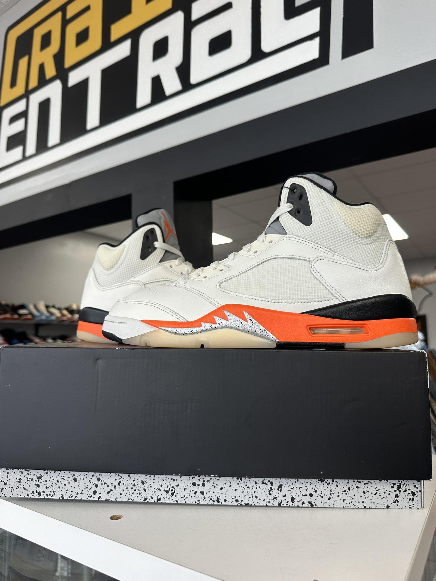 Jordan 5 "Shattered Backboard" Size12