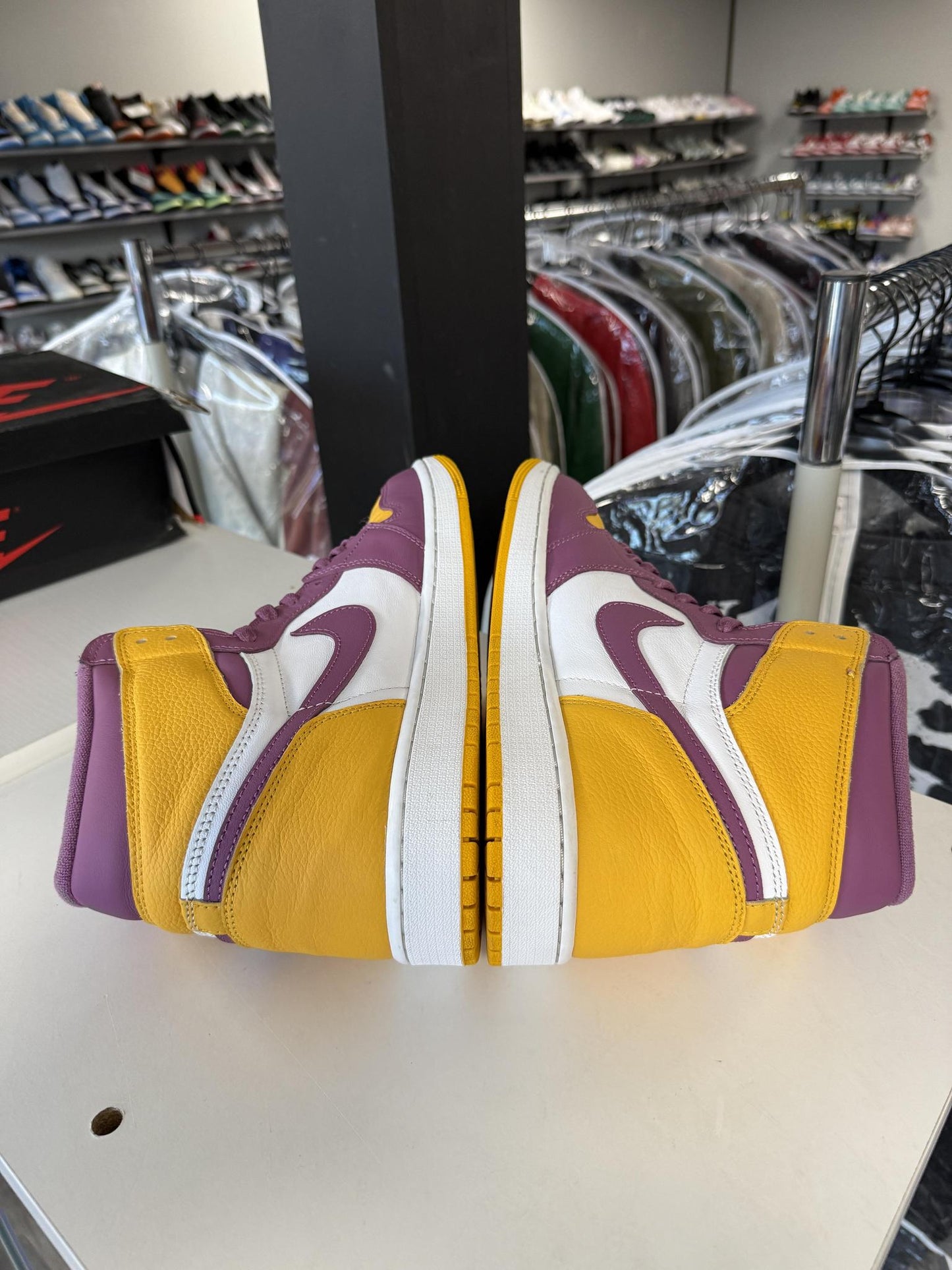 Jordan 1 "Brotherhood" Used Size 12