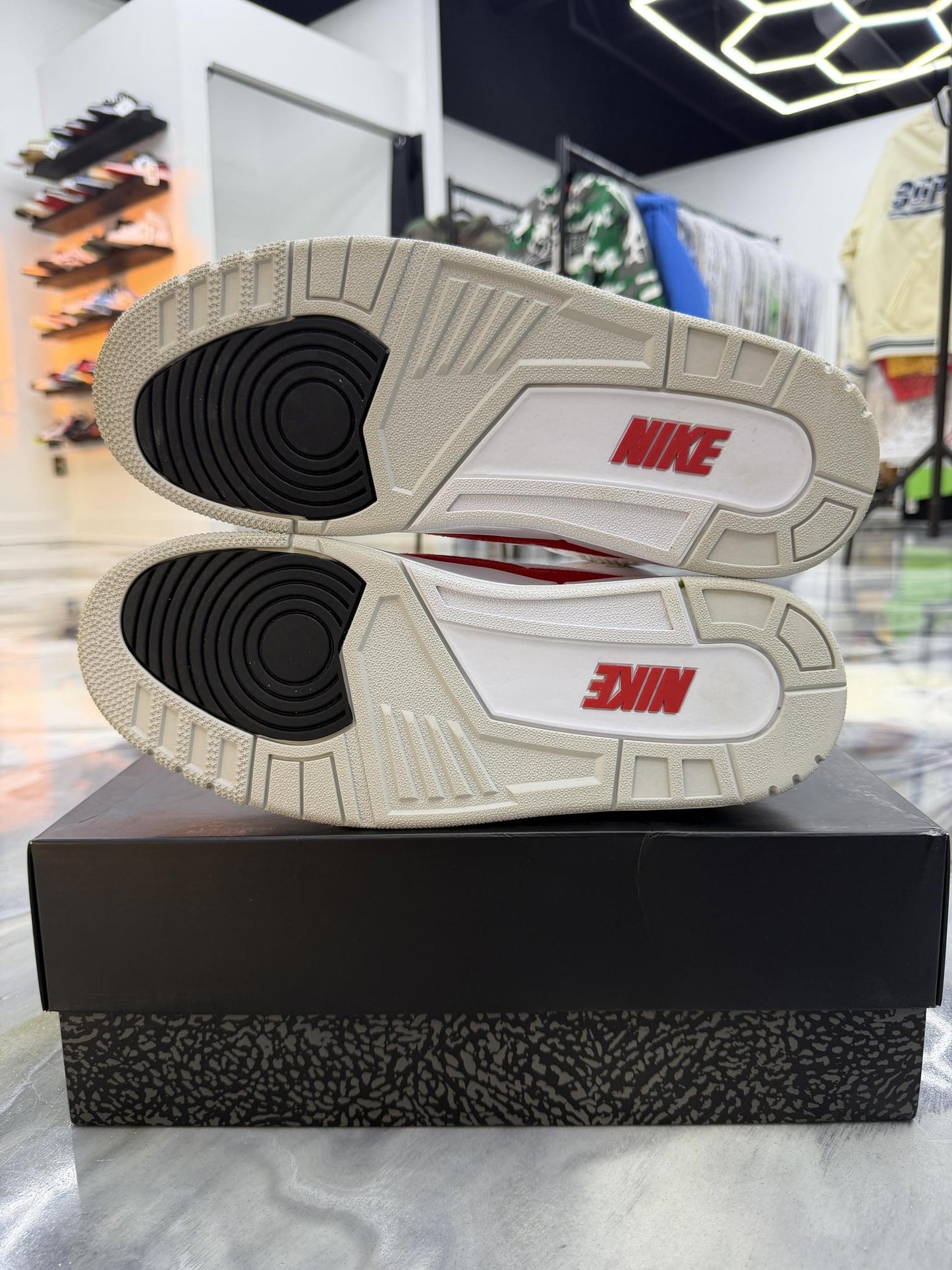 Jordan 3 Tinker White Red Used Size 11.5