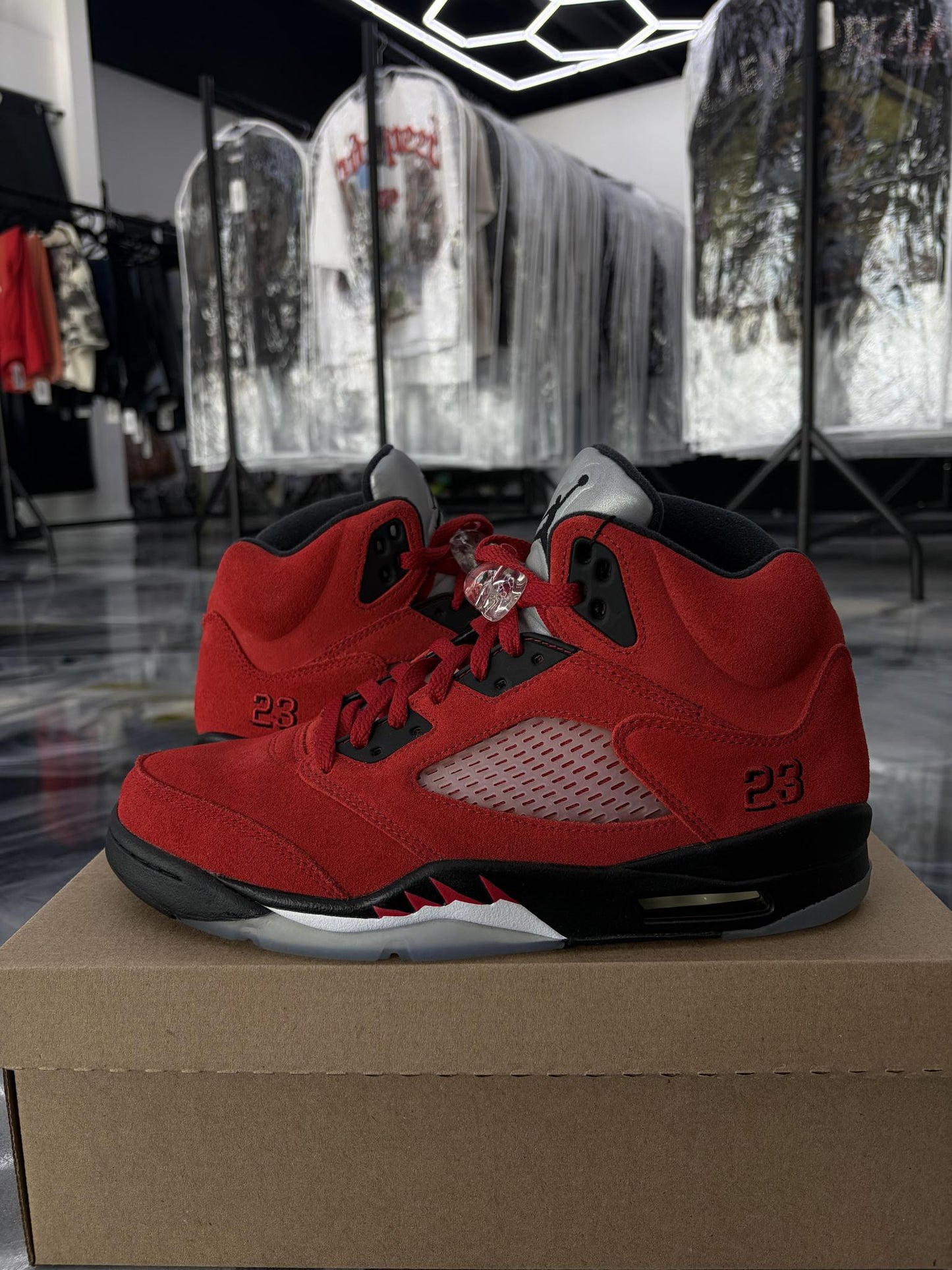 Jordan 5 "Raging Bull" Used Size 10.5