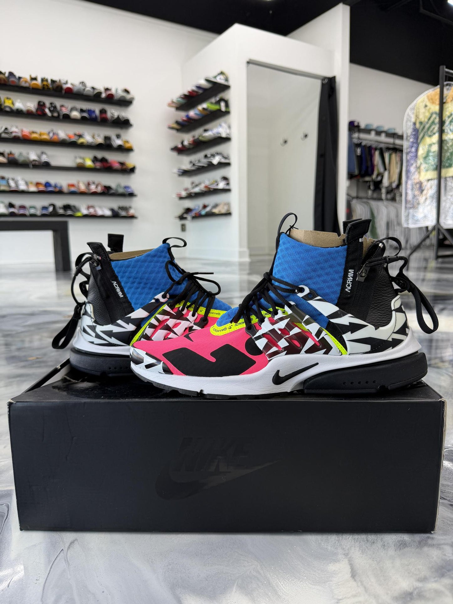Nike Air Presto Mid Acronymn "Racer Pink" Used Size 12