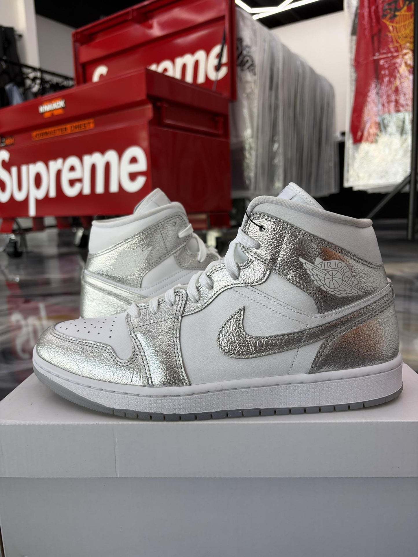 Jordan 1 Mid "Reflective Silver" Used Size 12W/10.5M
