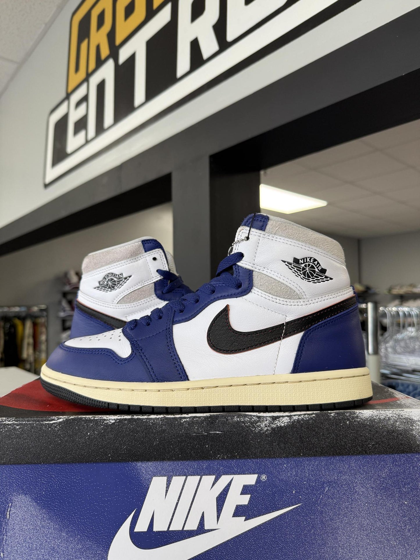 Jordan 1 "Rare Air" Used Size 8.5