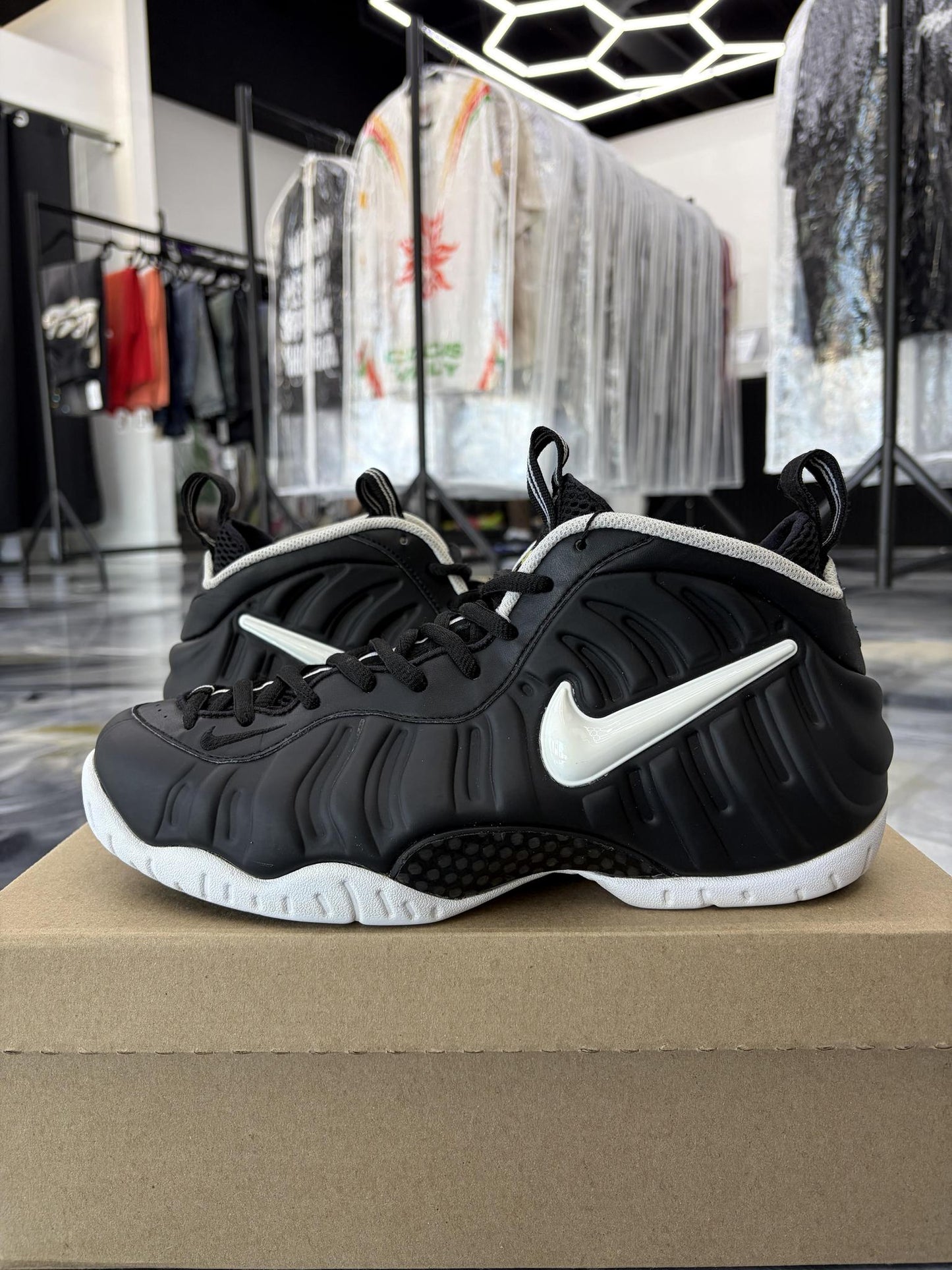 Nike Foamposite Pro "Dr Doom" Used Size 10