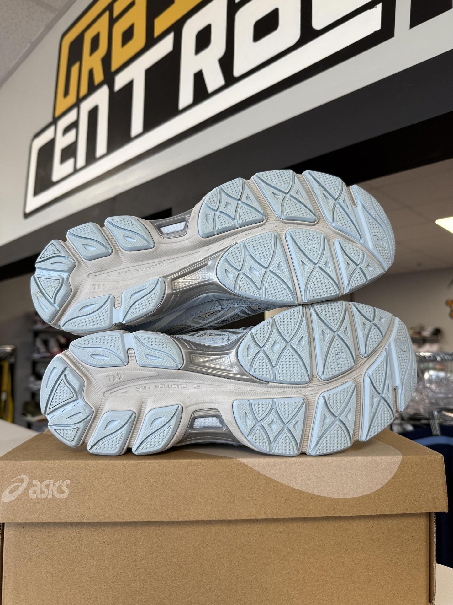 Asics Gel NYC "Storm Cloud" Used Size 11