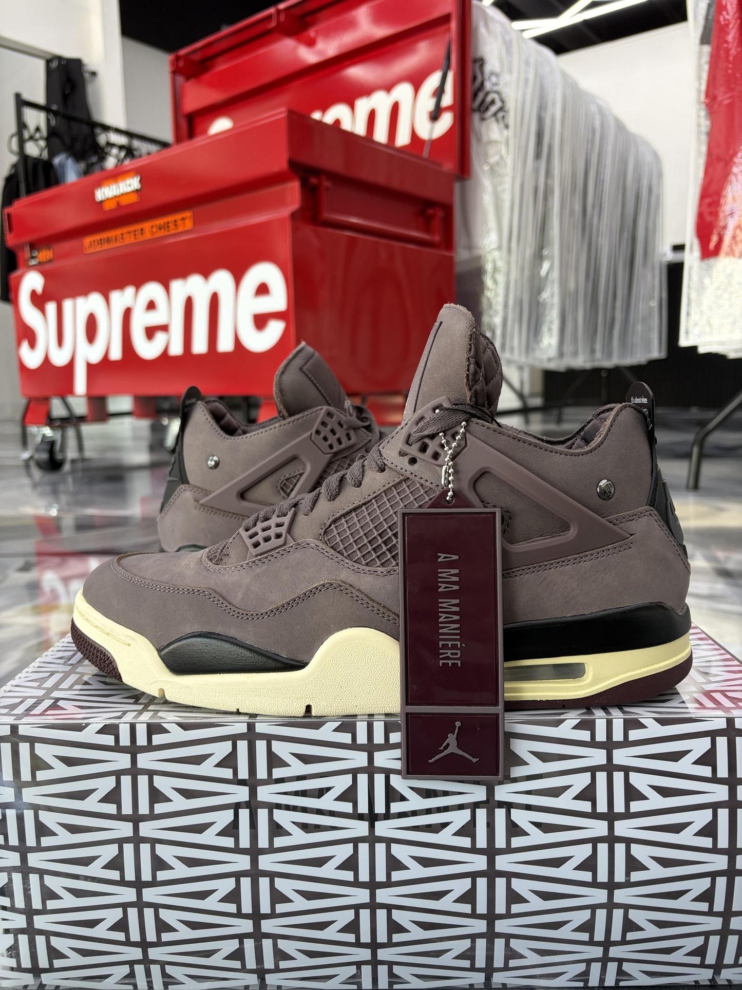 Jordan 4 A Ma Maniere "Violet Ore" Used Size 11