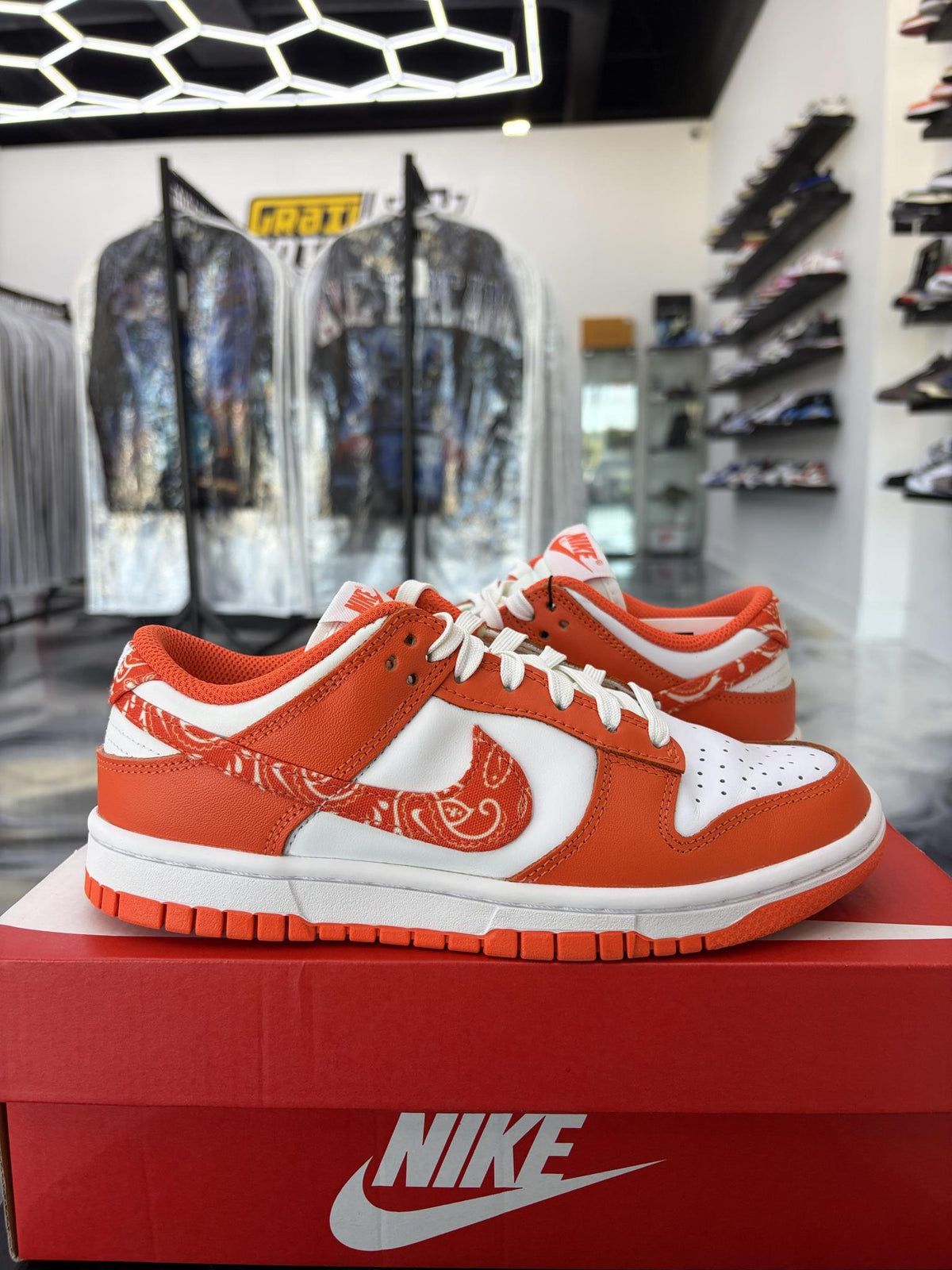 Nike Dunk Low "Orange Paisley" Used Size 4.5Y/6W
