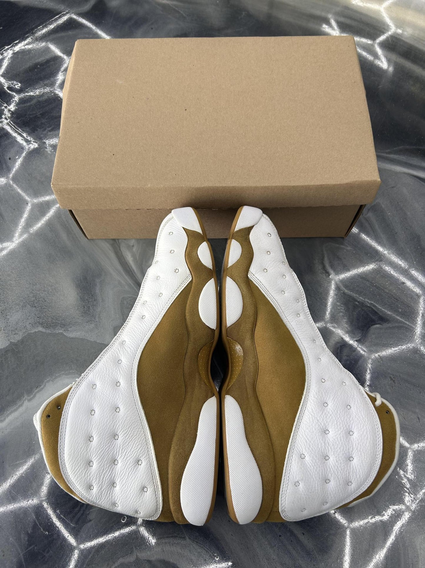 Jordan 13 "Wheat" Used Size 13