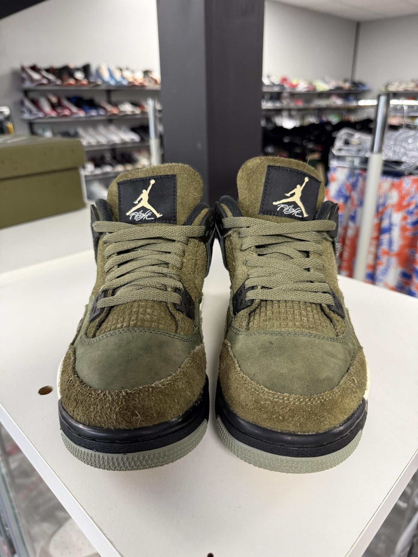 Jordan 4 Craft Olive Used Size 6Y/7.5W