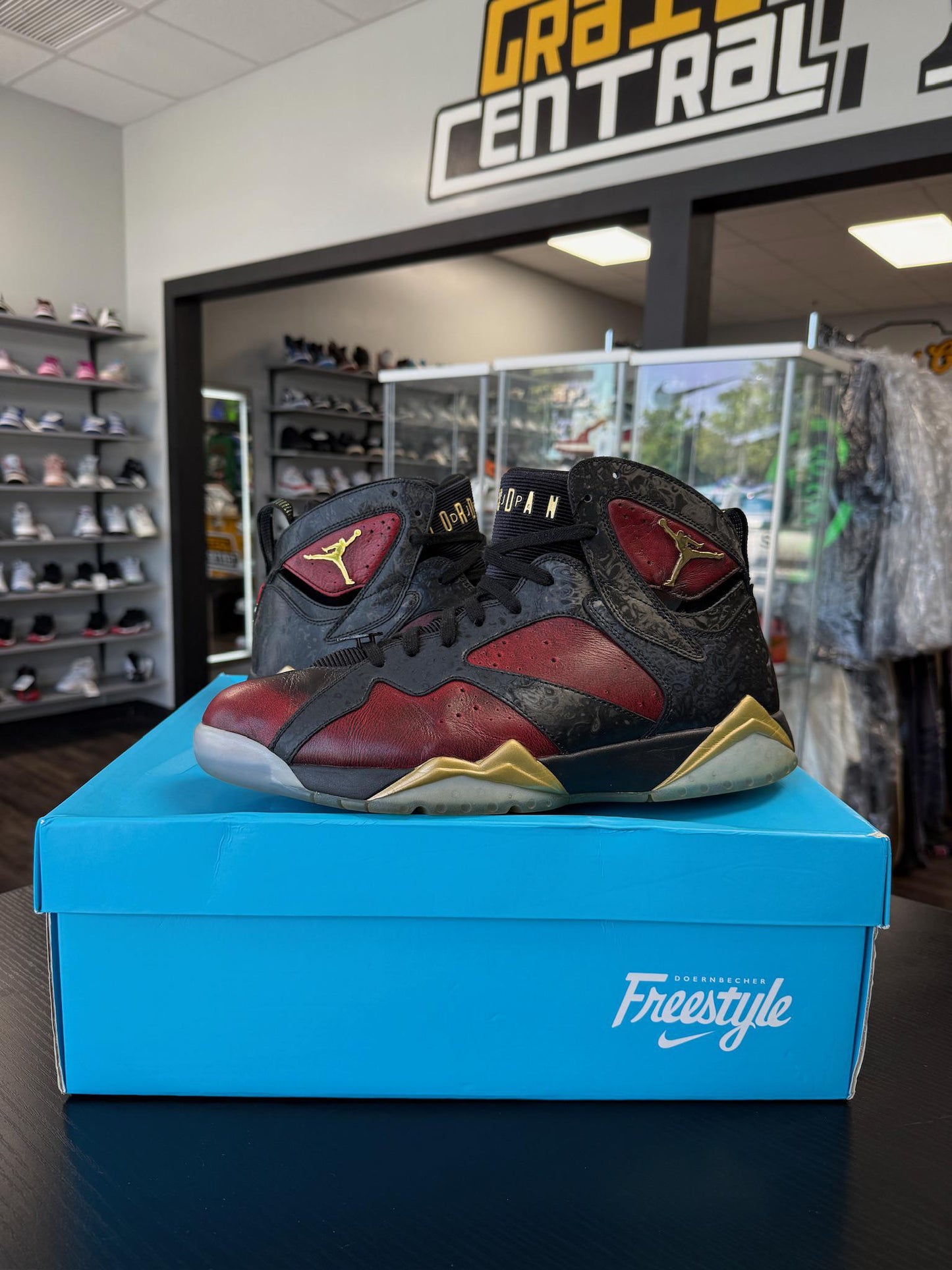 Jordan 7 x Doernbecher "Damien Phillips" Used Size 12