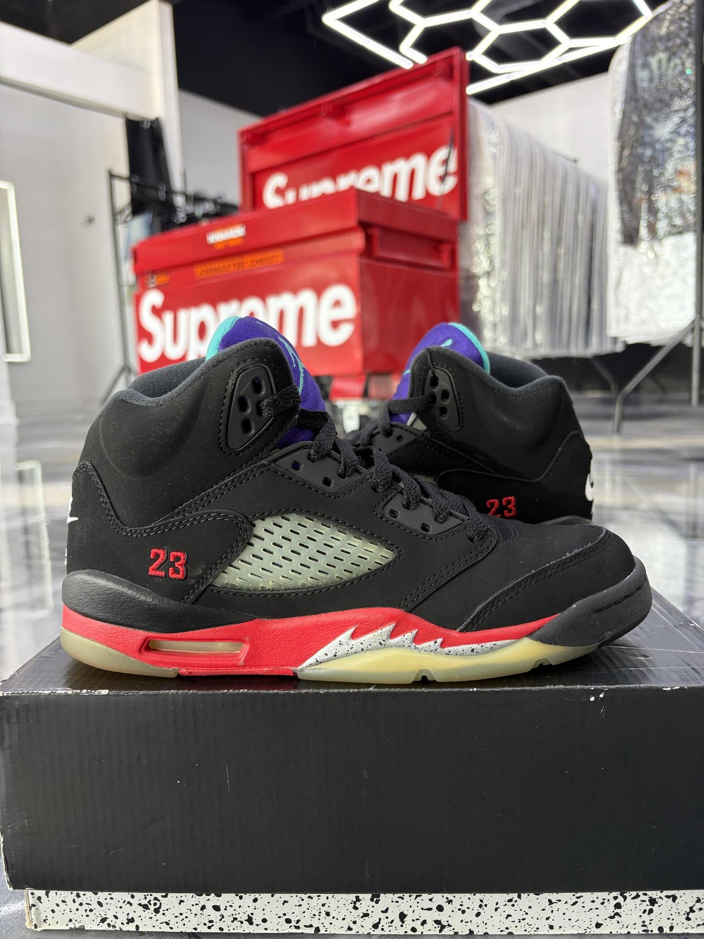Jordan 5 "Top 3" Used Size 5.5Y/7W