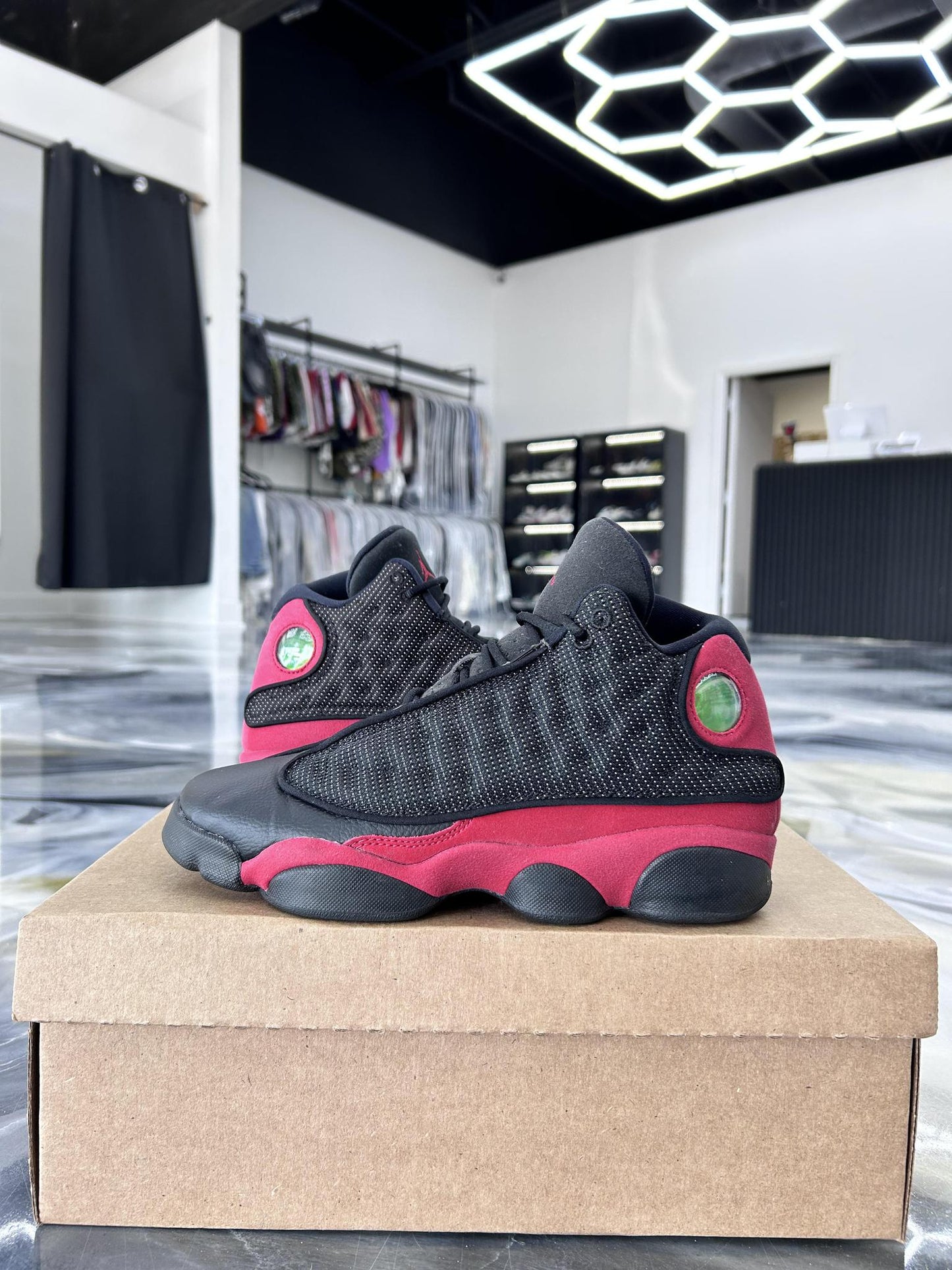 Jordan 13 "Bred" Used Size 7Y/8.5W