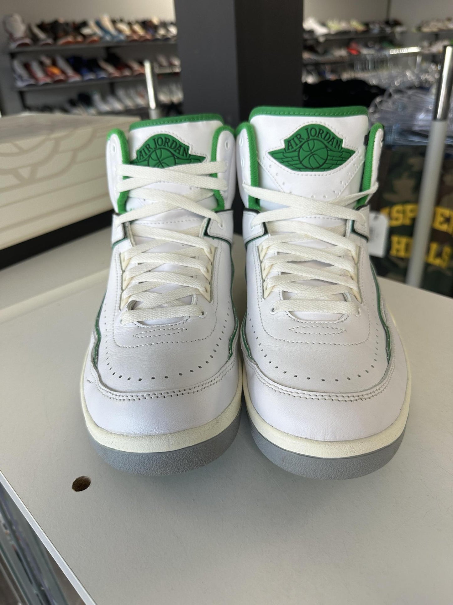 Jordan 2 "Lucky Green" Used Size 9.5
