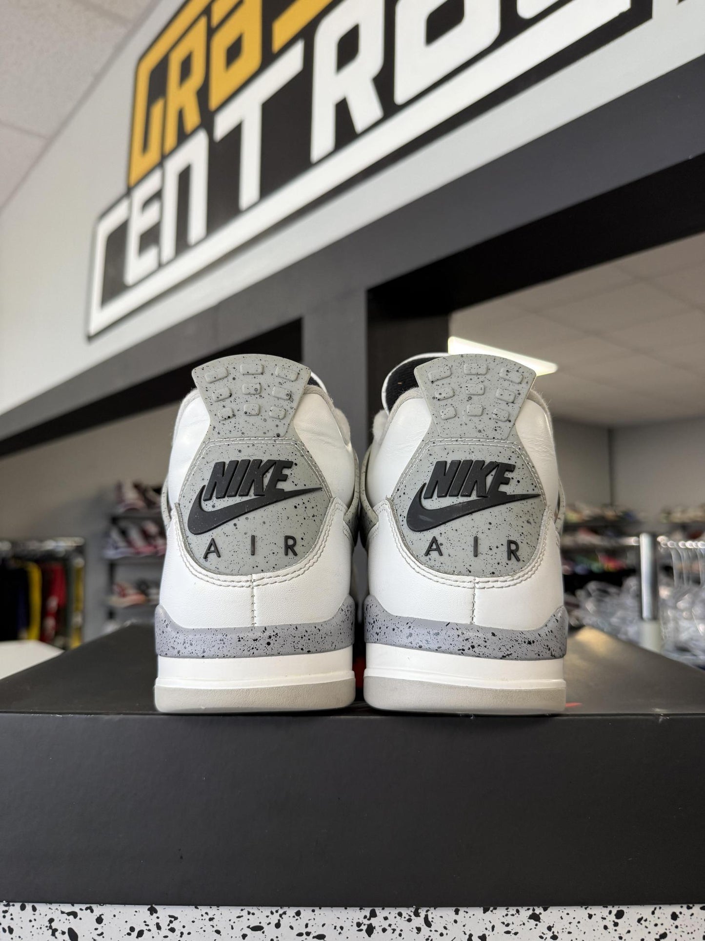 Jordan 4 "White Cement" Used Size 10