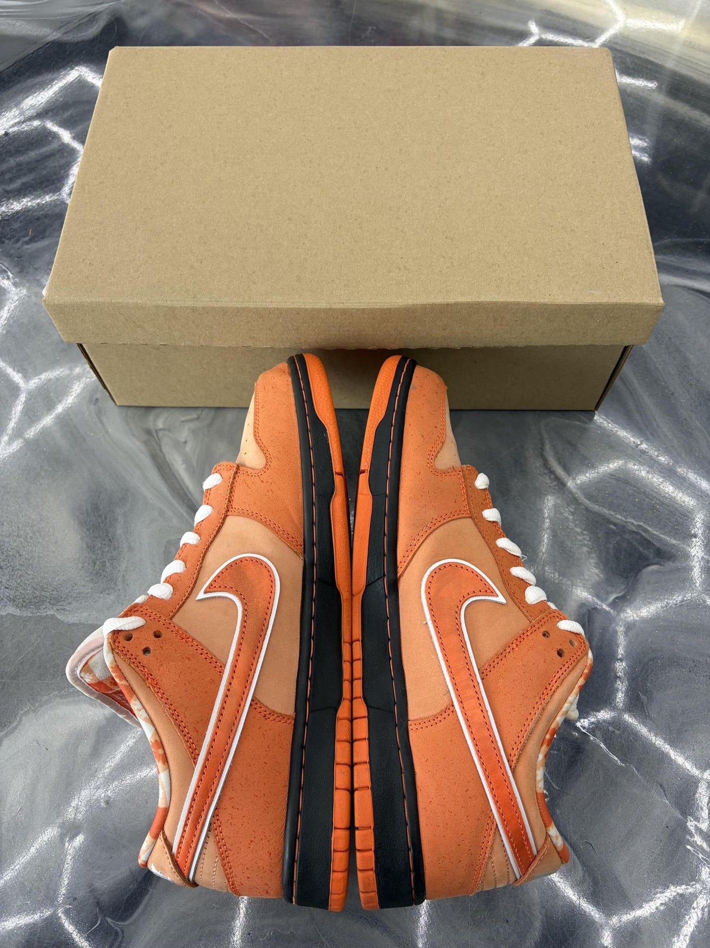 Nike SB Dunk Low "Orange Lobster" Used Size 10