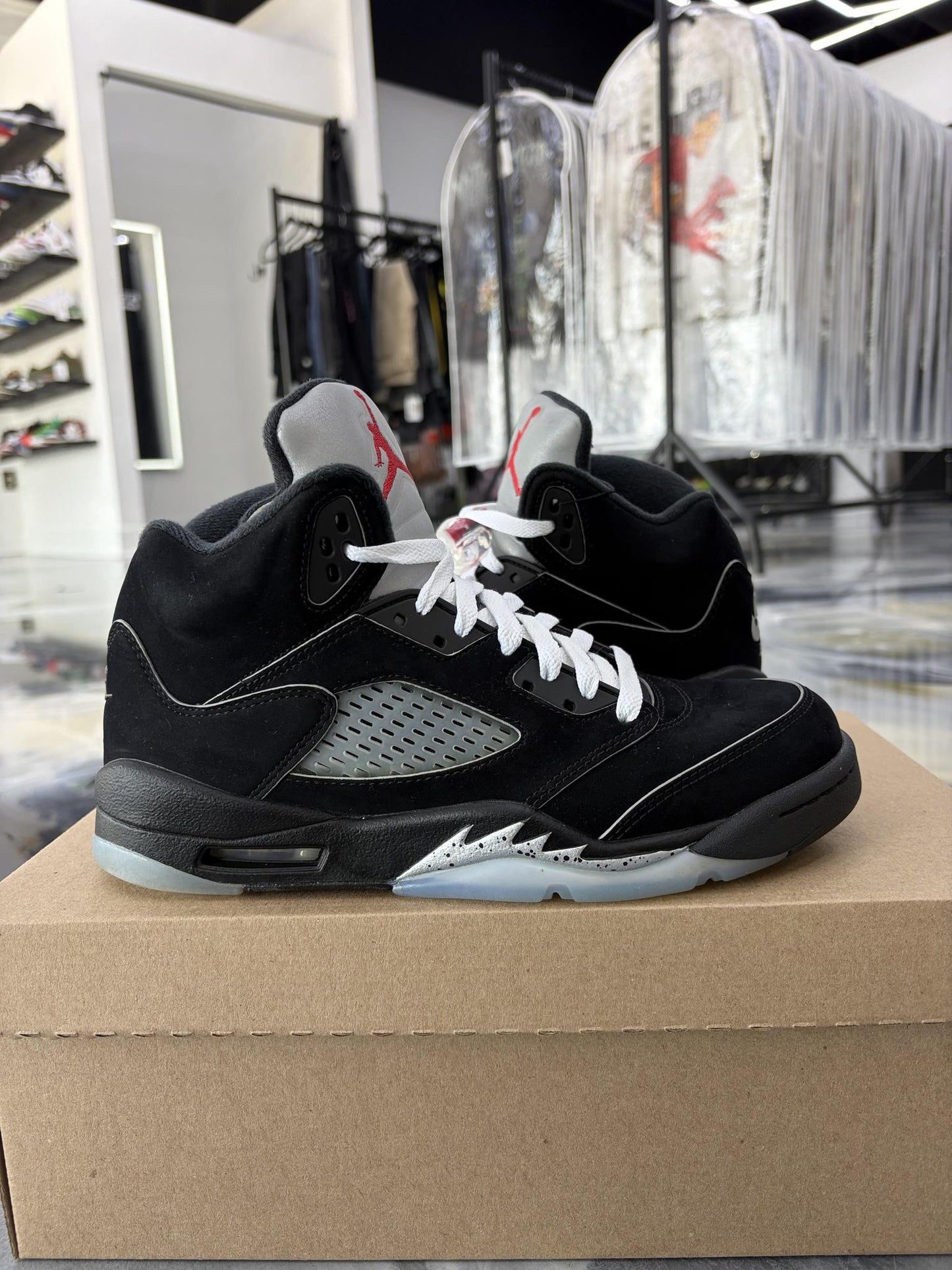 Jordan 5 "Metallic" Used Size 6.5Y/8W