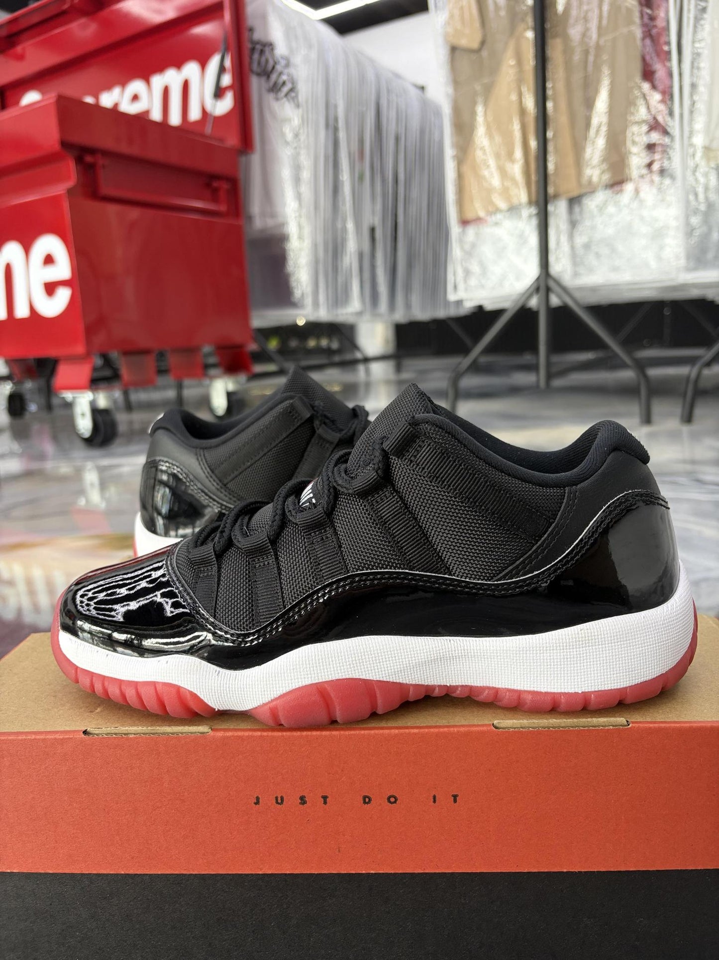 Jordan 11 Low "Bred" Used Size 7Y/8.5W